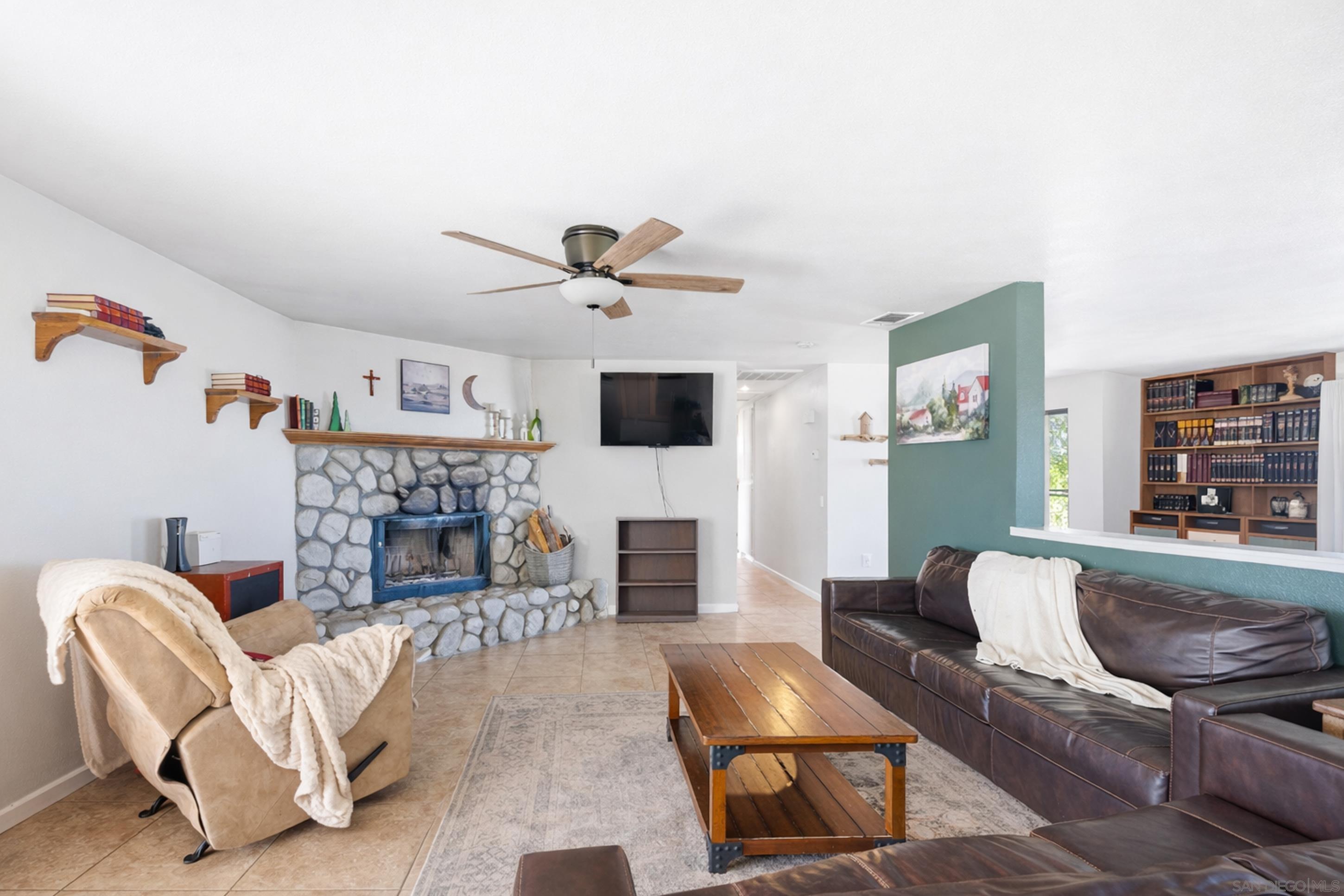 Detail Gallery Image 14 of 48 For 41494  Rolling Hills Drive, Aguanga,  CA 92536 - 3 Beds | 2 Baths