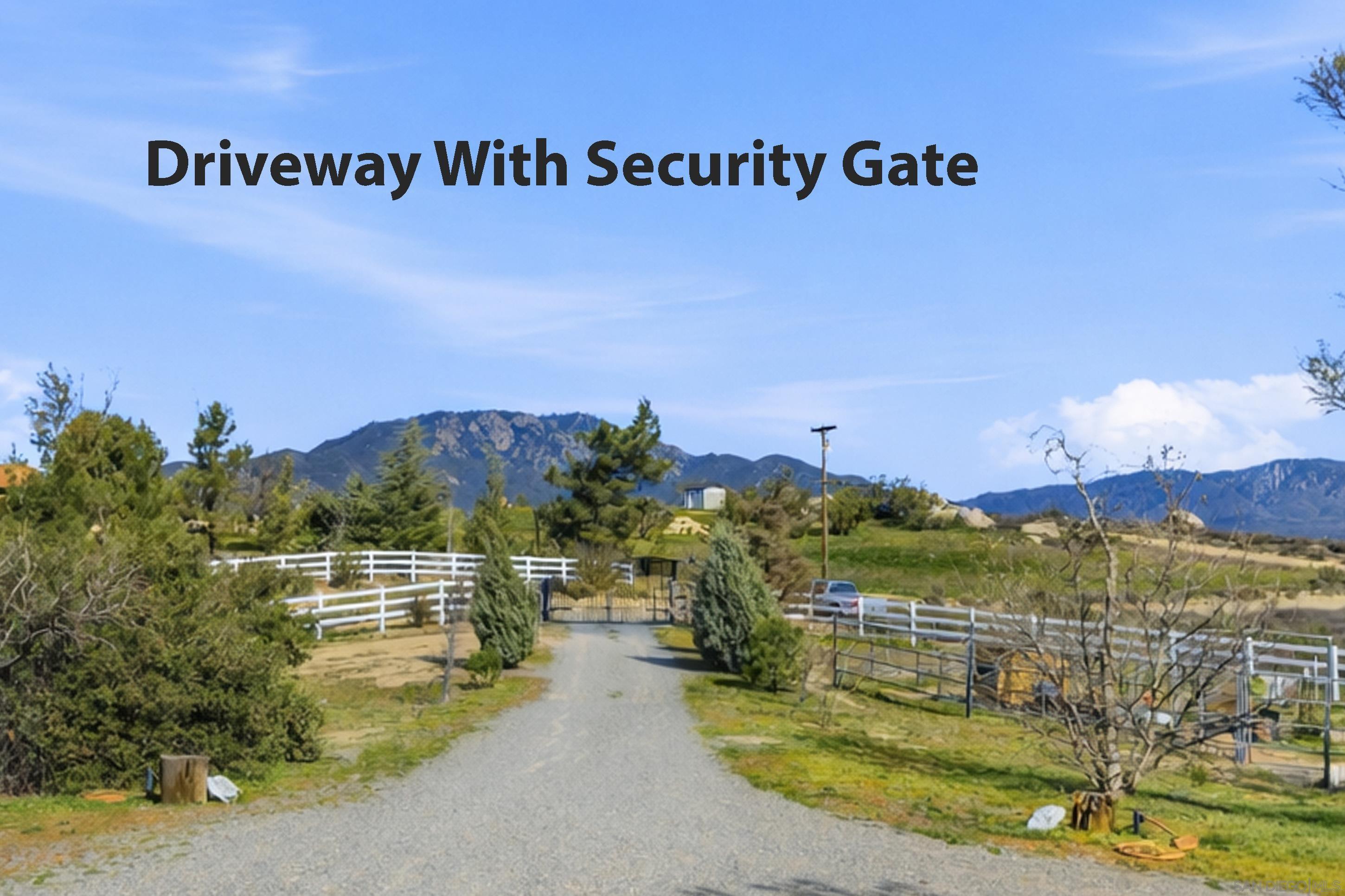 Detail Gallery Image 3 of 48 For 41494  Rolling Hills Drive, Aguanga,  CA 92536 - 3 Beds | 2 Baths