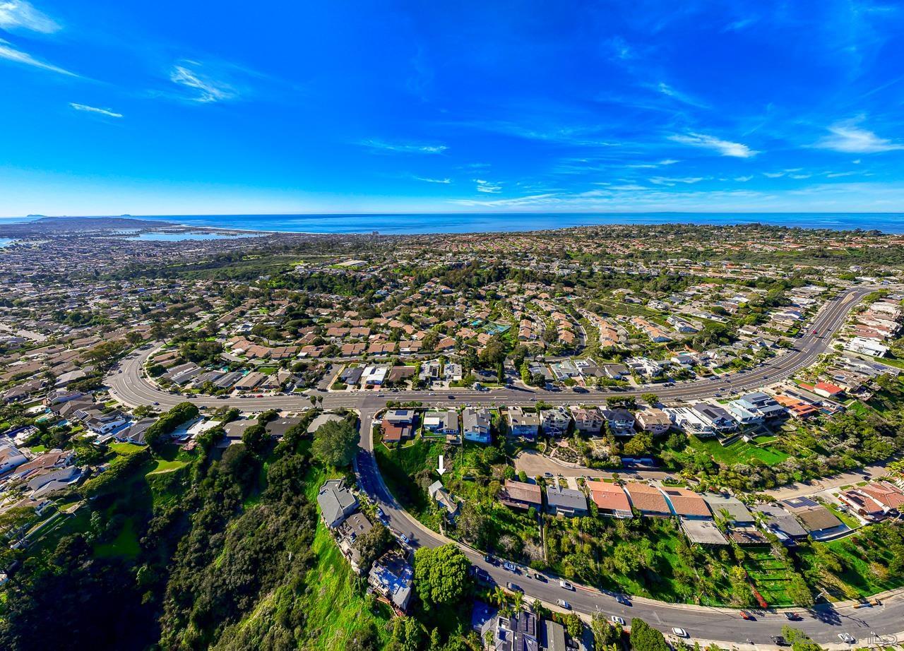 Detail Gallery Image 40 of 41 For 5628  Desert View Drive, La Jolla,  CA 92037 - 3 Beds | 2/1 Baths