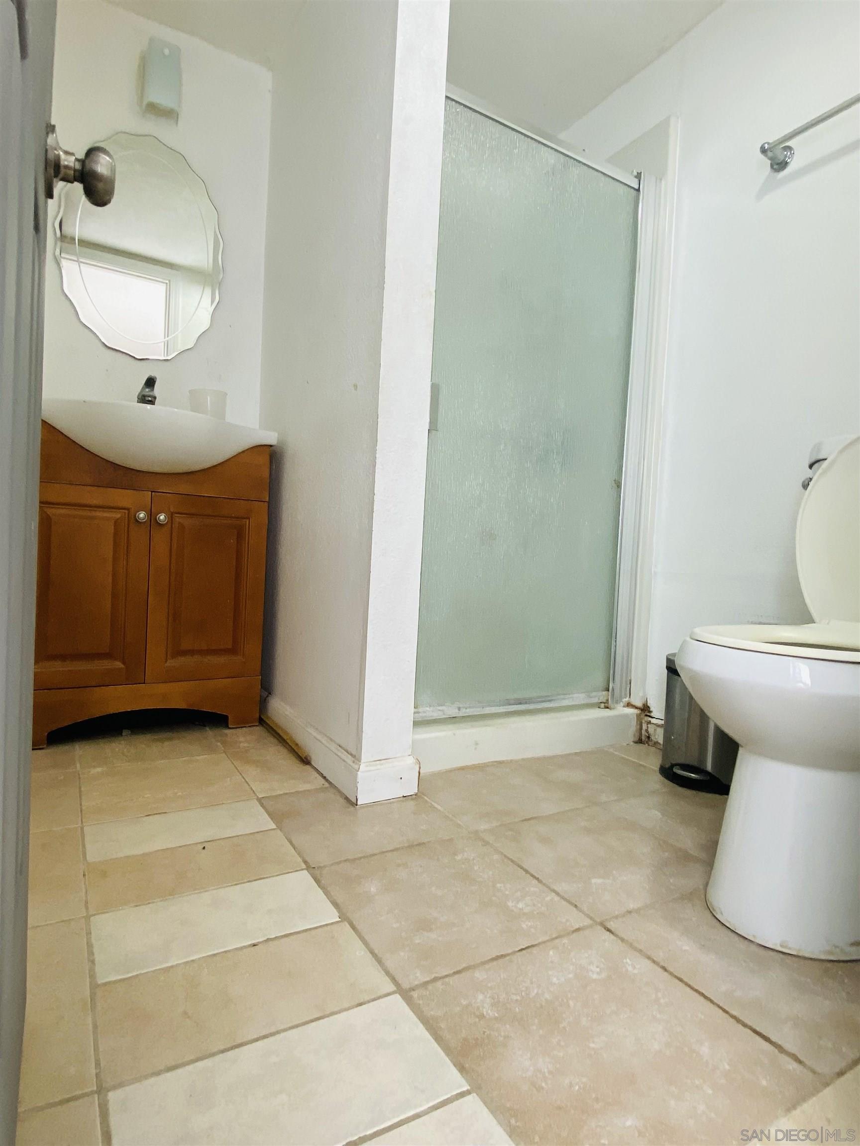 Detail Gallery Image 16 of 18 For 2215  Susan Place, San Diego,  CA 92105 - 2 Beds | 2 Baths