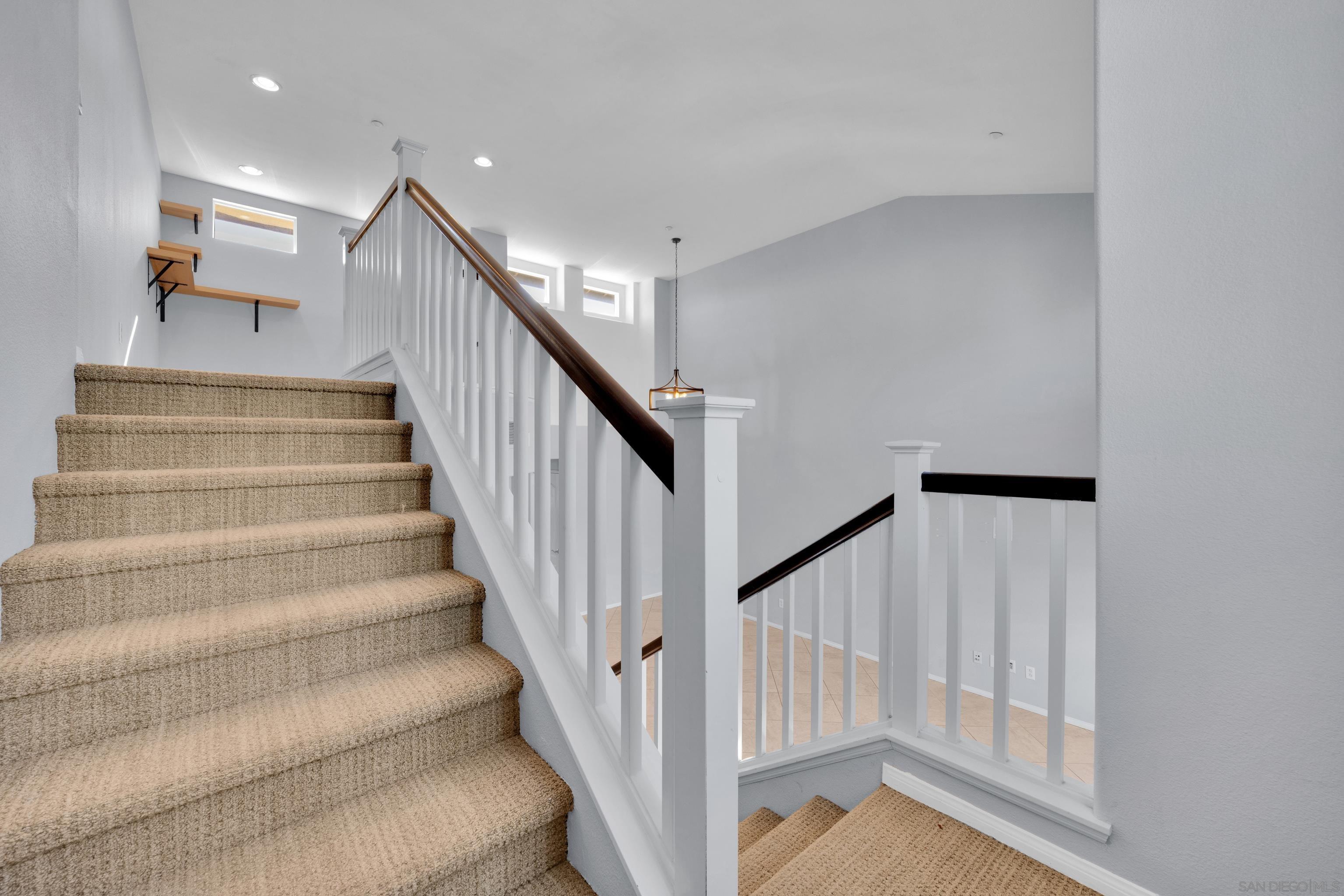 Detail Gallery Image 38 of 61 For 10413  Shelborne St  #45,  San Diego,  CA 92127 - 3 Beds | 2/1 Baths