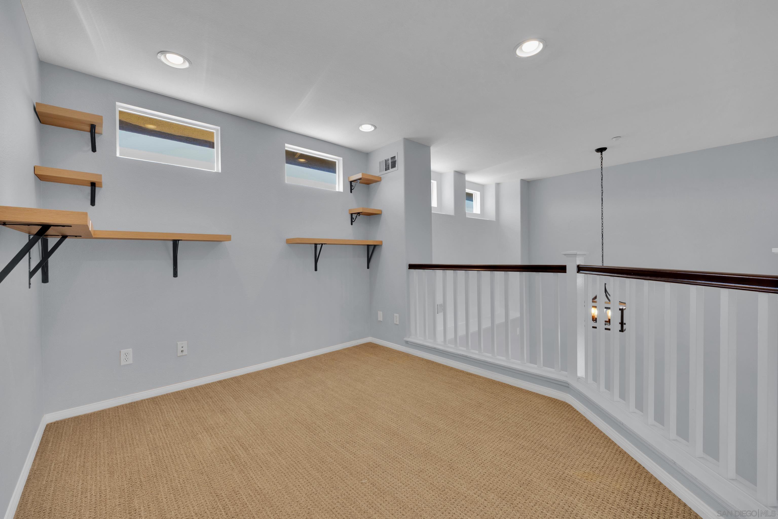 Detail Gallery Image 39 of 61 For 10413  Shelborne St  #45,  San Diego,  CA 92127 - 3 Beds | 2/1 Baths