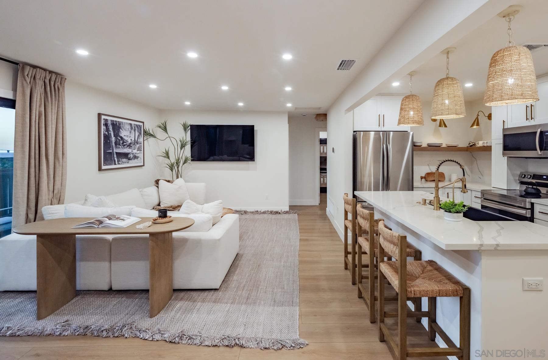 Detail Gallery Image 37 of 52 For 1842-46  S. Pacific Street, Oceanside,  CA 92054 - 6 Beds | 4 Baths