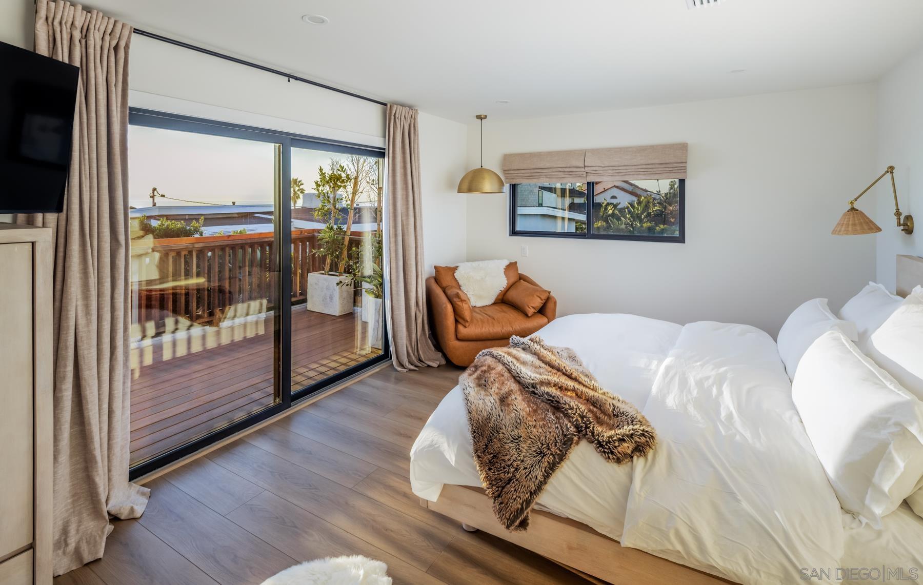 Detail Gallery Image 45 of 52 For 1842-46  S. Pacific Street, Oceanside,  CA 92054 - 6 Beds | 4 Baths