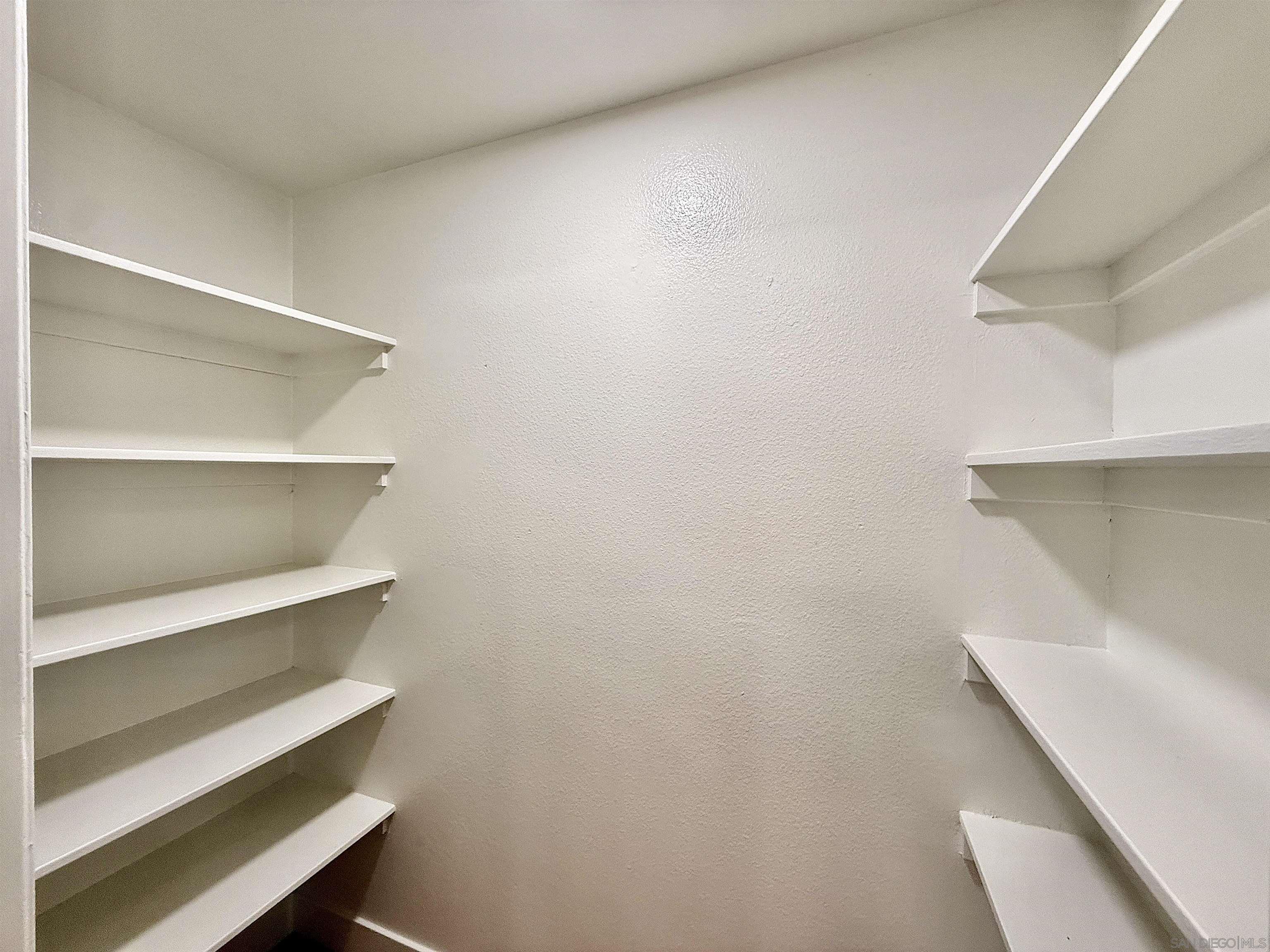 Detail Gallery Image 31 of 48 For 370  Rosecrans St  #302,  San Diego,  CA 92106 - 2 Beds | 2 Baths