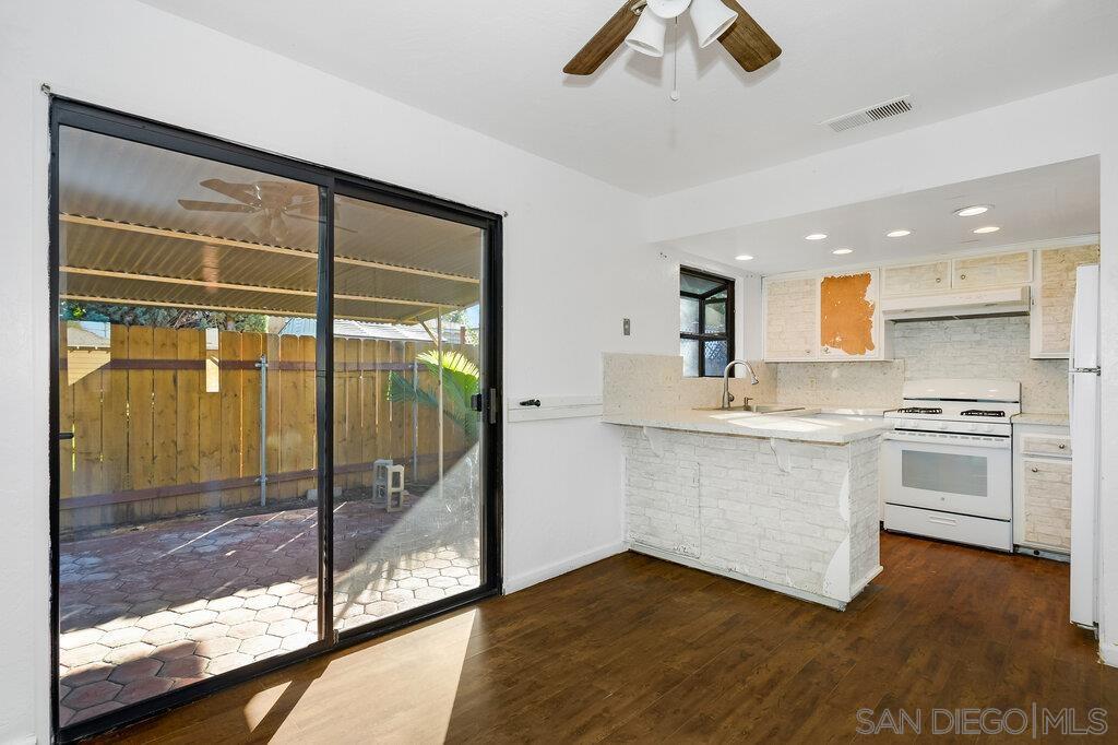 Detail Gallery Image 17 of 49 For 175 E Washington Ave., El Cajon,  CA 92020 - – Beds | – Baths