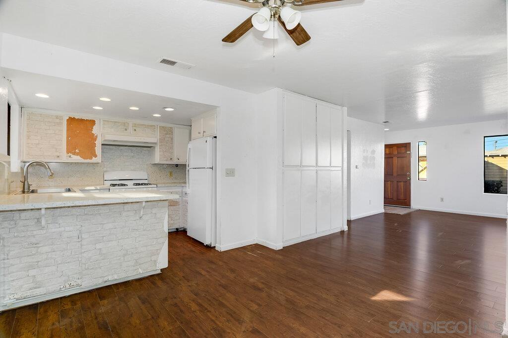 Detail Gallery Image 18 of 49 For 175 E Washington Ave., El Cajon,  CA 92020 - – Beds | – Baths