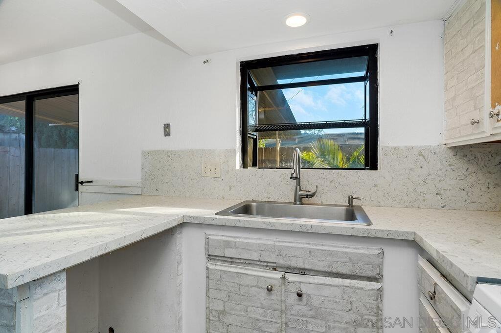 Detail Gallery Image 21 of 49 For 175 E Washington Ave., El Cajon,  CA 92020 - – Beds | – Baths