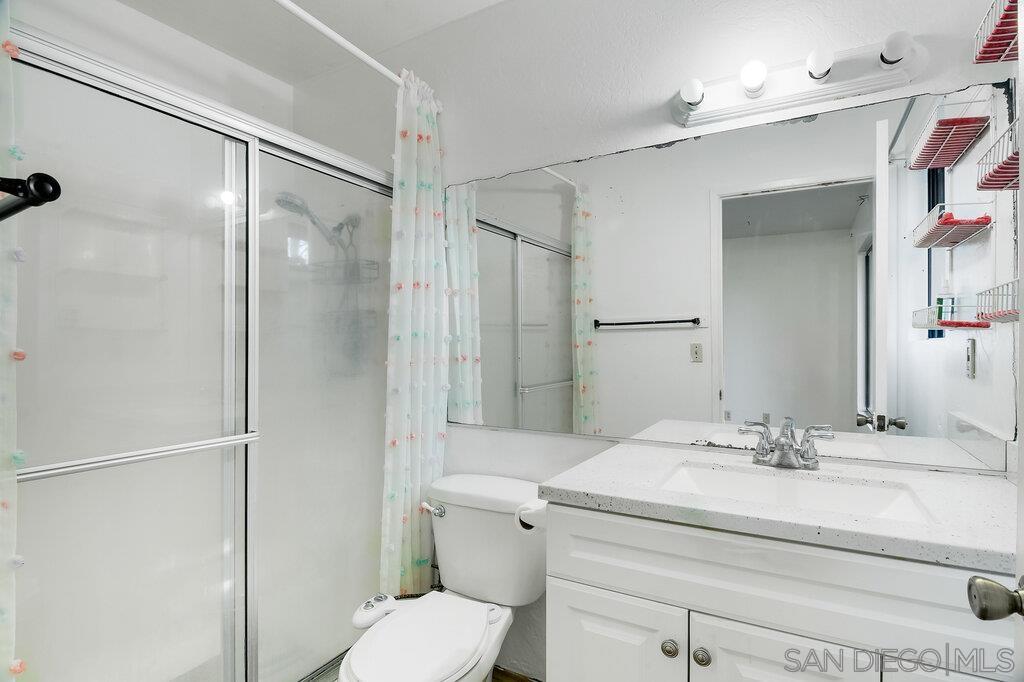 Detail Gallery Image 24 of 49 For 175 E Washington Ave., El Cajon,  CA 92020 - – Beds | – Baths