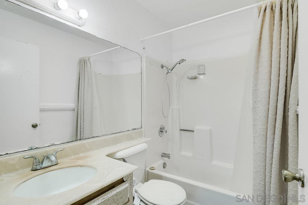 Detail Gallery Image 27 of 49 For 175 E Washington Ave., El Cajon,  CA 92020 - – Beds | – Baths