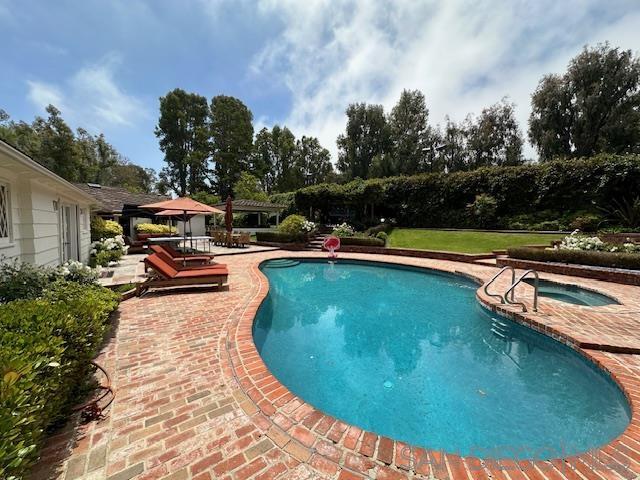 Detail Gallery Image 8 of 18 For 17  Eastfield Dr, Palos Verdes Peninsula,  CA 90274 - 7 Beds | 5/2 Baths