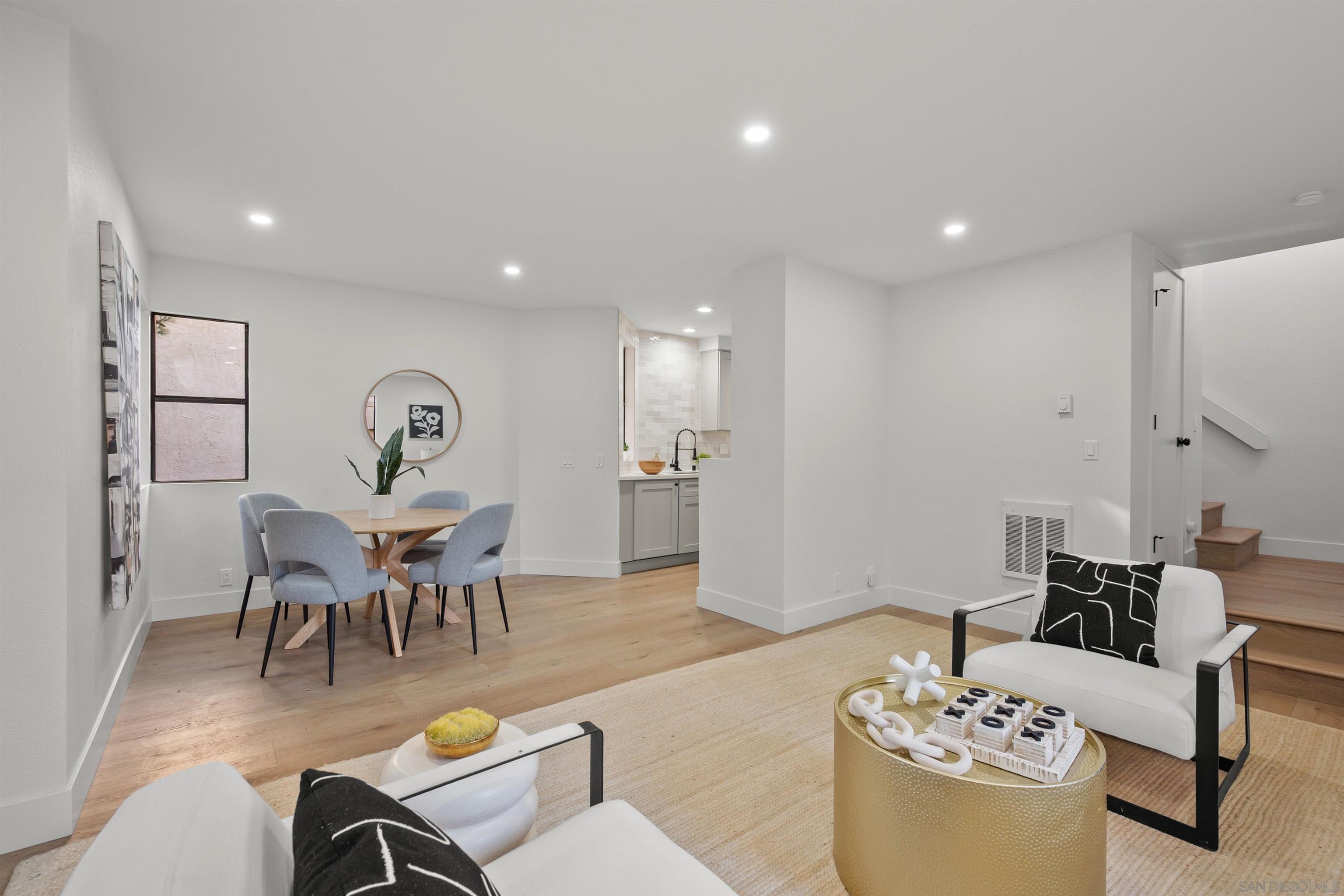 Detail Gallery Image 11 of 52 For 8326  via Sonoma  #66,  La Jolla,  CA 92037 - 2 Beds | 1/1 Baths