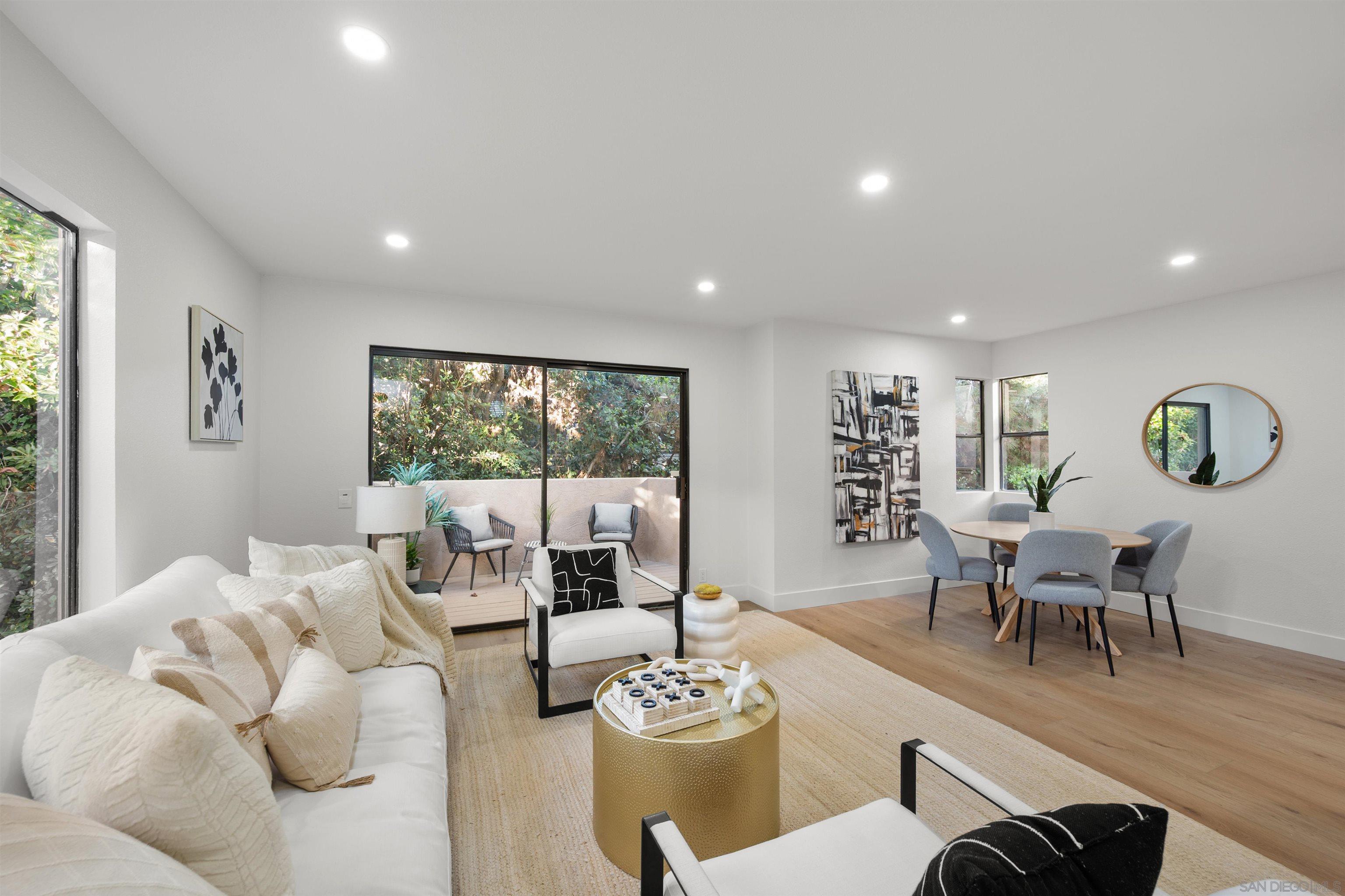 Detail Gallery Image 12 of 52 For 8326  via Sonoma  #66,  La Jolla,  CA 92037 - 2 Beds | 1/1 Baths