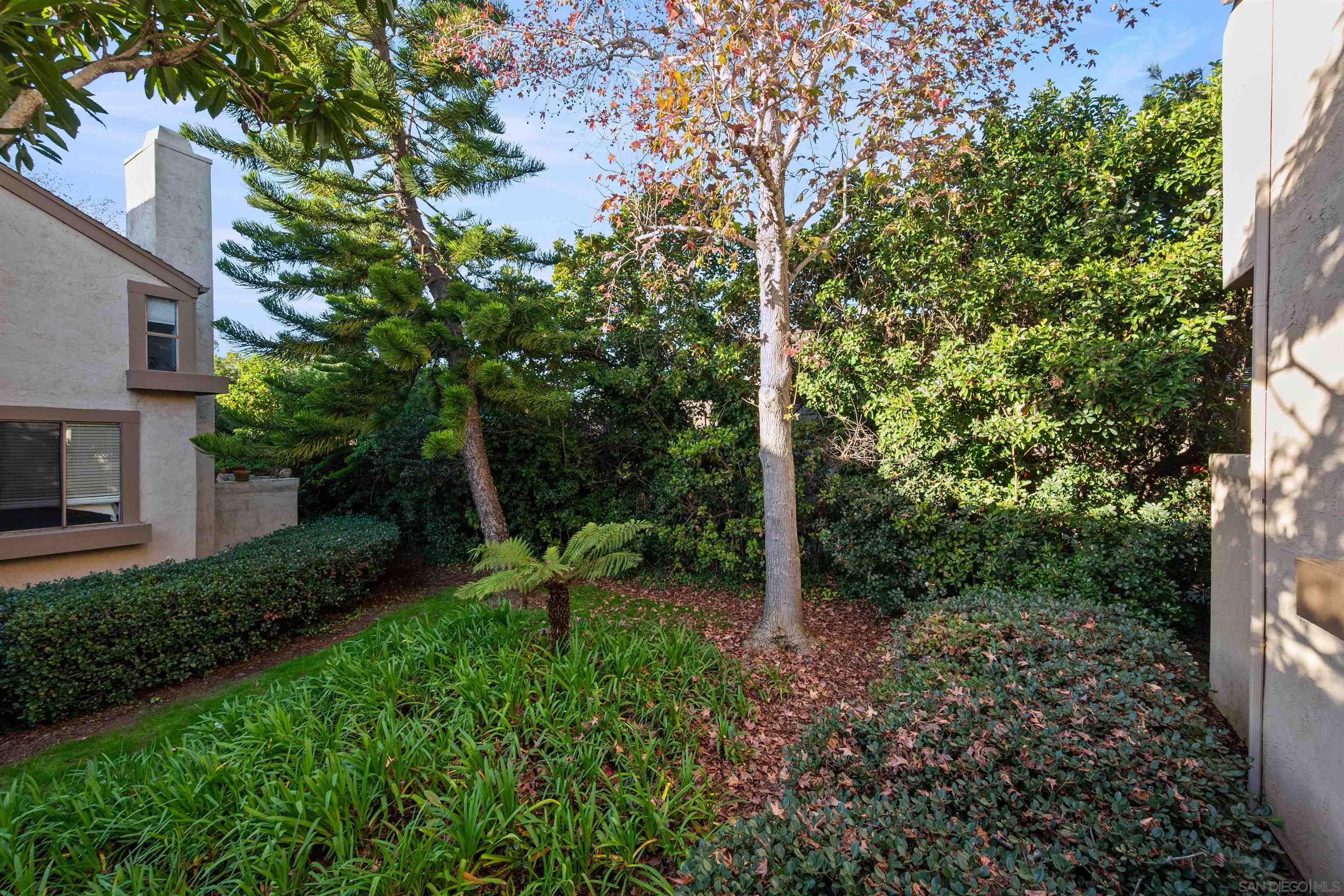 Detail Gallery Image 37 of 52 For 8326  via Sonoma  #66,  La Jolla,  CA 92037 - 2 Beds | 1/1 Baths