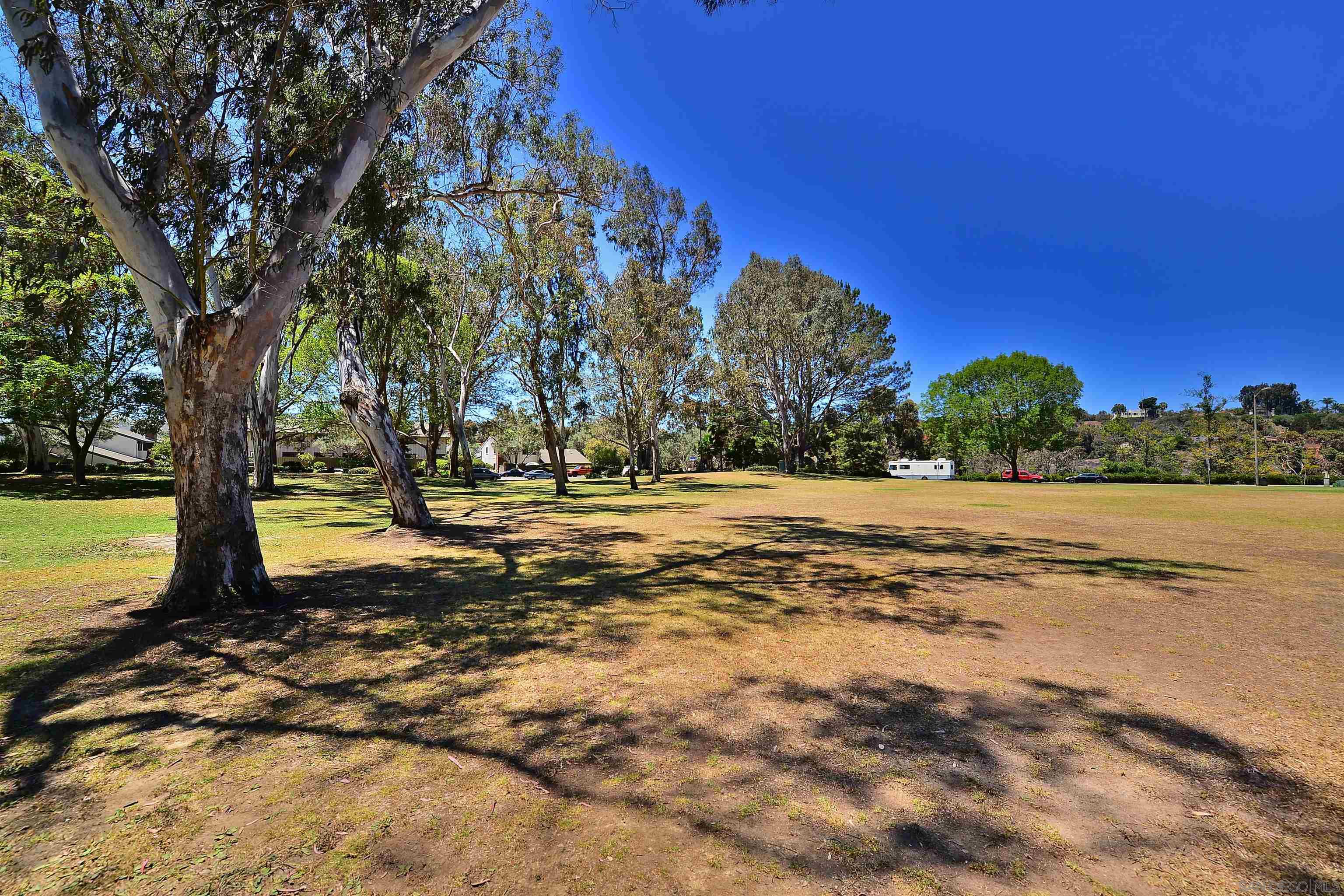 Detail Gallery Image 45 of 52 For 8326  via Sonoma  #66,  La Jolla,  CA 92037 - 2 Beds | 1/1 Baths