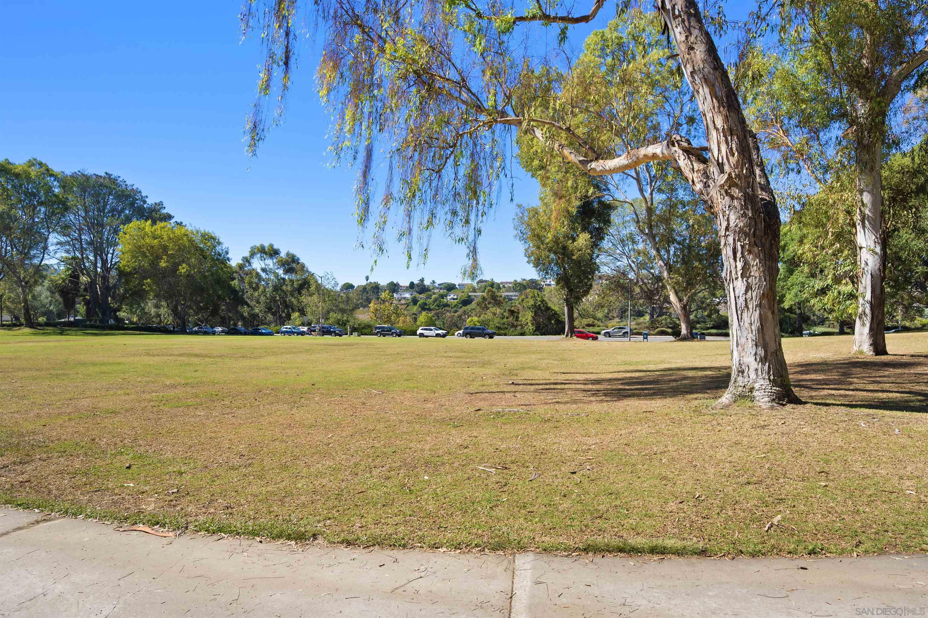 Detail Gallery Image 46 of 52 For 8326  via Sonoma  #66,  La Jolla,  CA 92037 - 2 Beds | 1/1 Baths