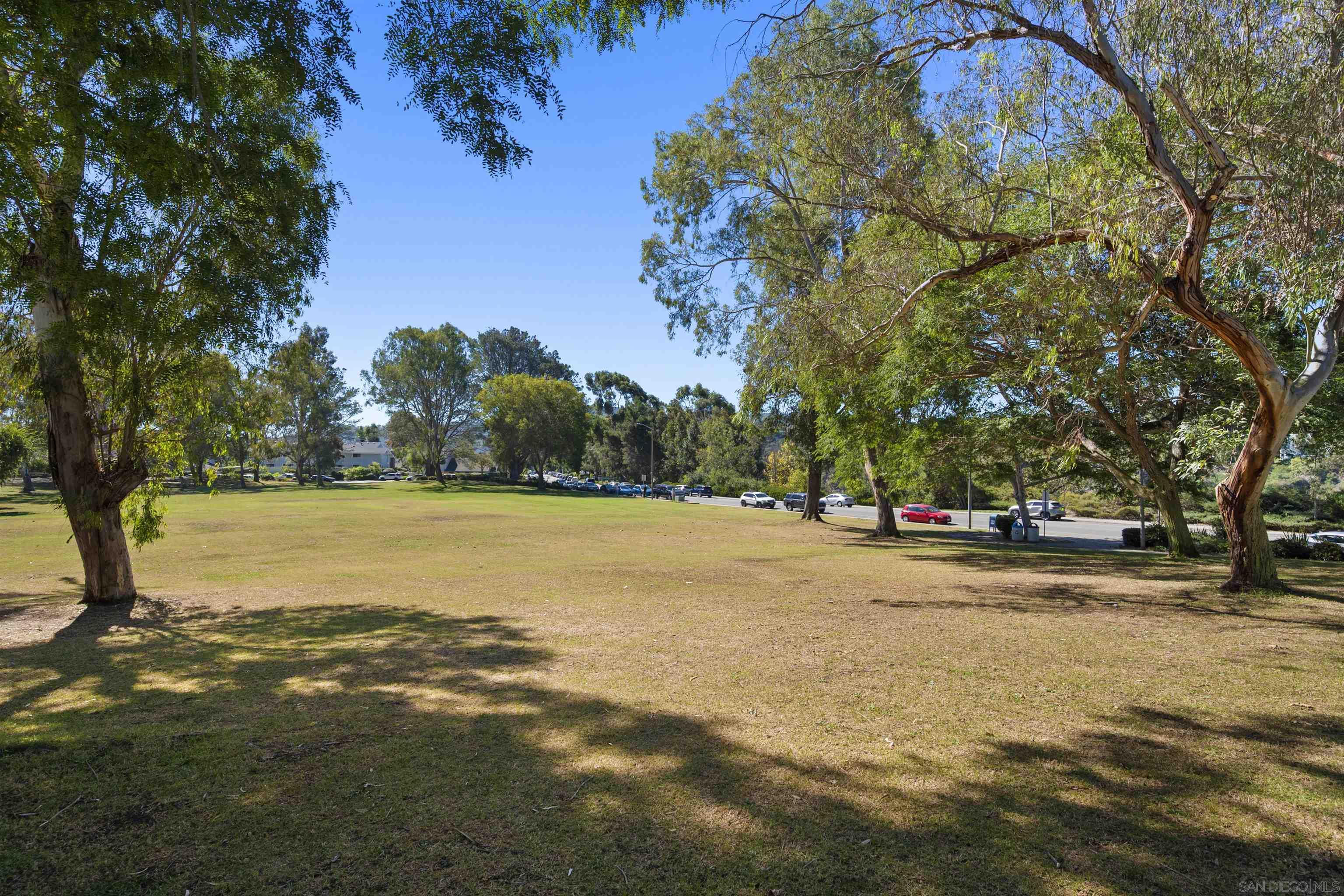 Detail Gallery Image 47 of 52 For 8326  via Sonoma  #66,  La Jolla,  CA 92037 - 2 Beds | 1/1 Baths