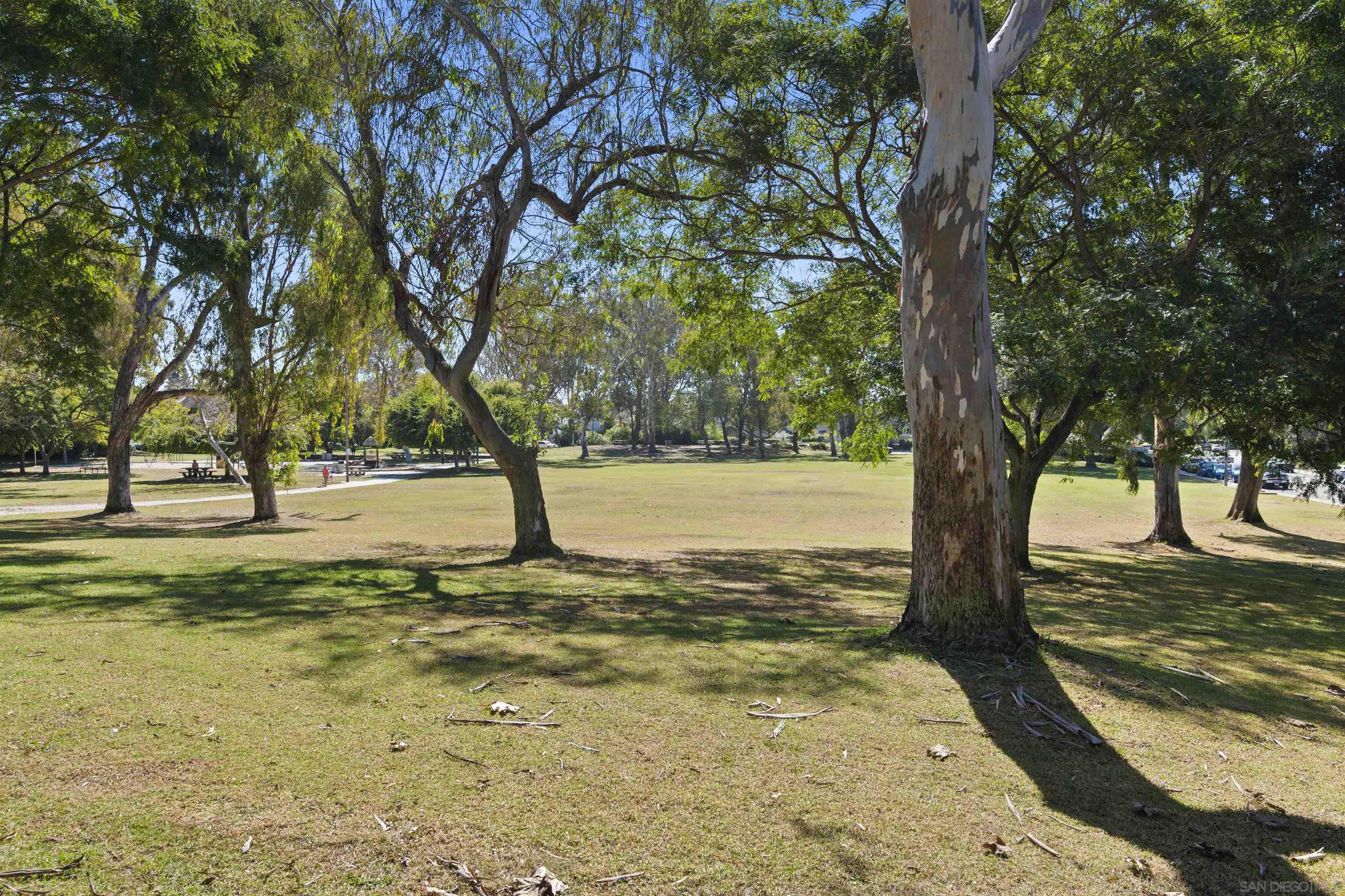 Detail Gallery Image 48 of 52 For 8326  via Sonoma  #66,  La Jolla,  CA 92037 - 2 Beds | 1/1 Baths