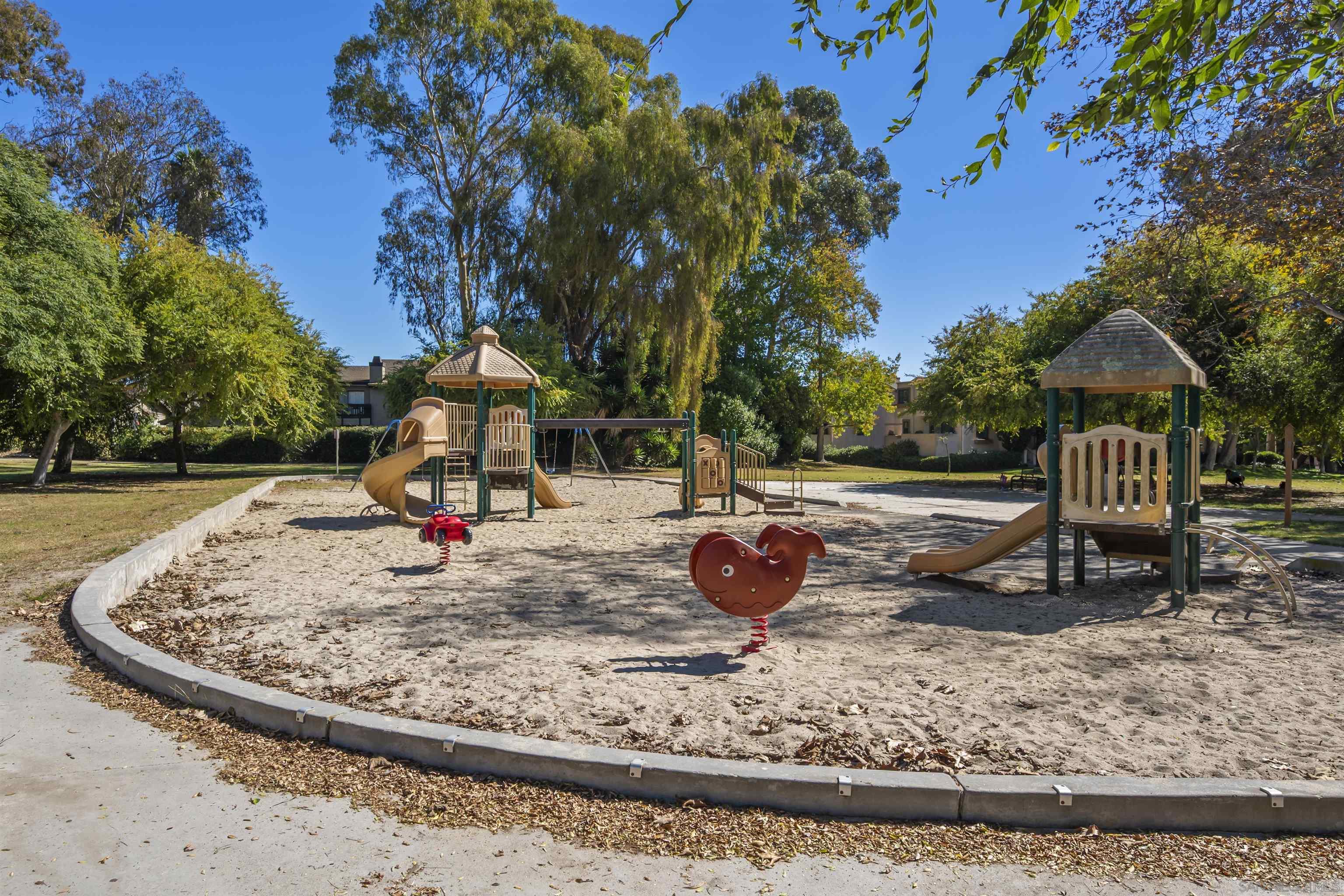 Detail Gallery Image 52 of 52 For 8326  via Sonoma  #66,  La Jolla,  CA 92037 - 2 Beds | 1/1 Baths