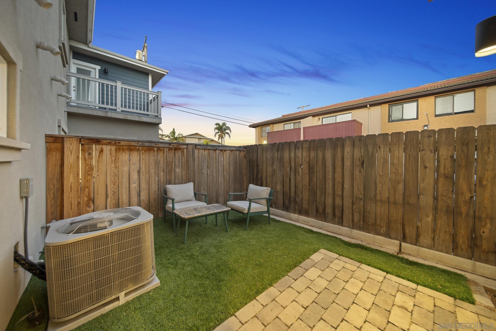 Detail Gallery Image 14 of 56 For 1343  Holly Ave, Imperial Beach,  CA 91932 - 3 Beds | 2/1 Baths