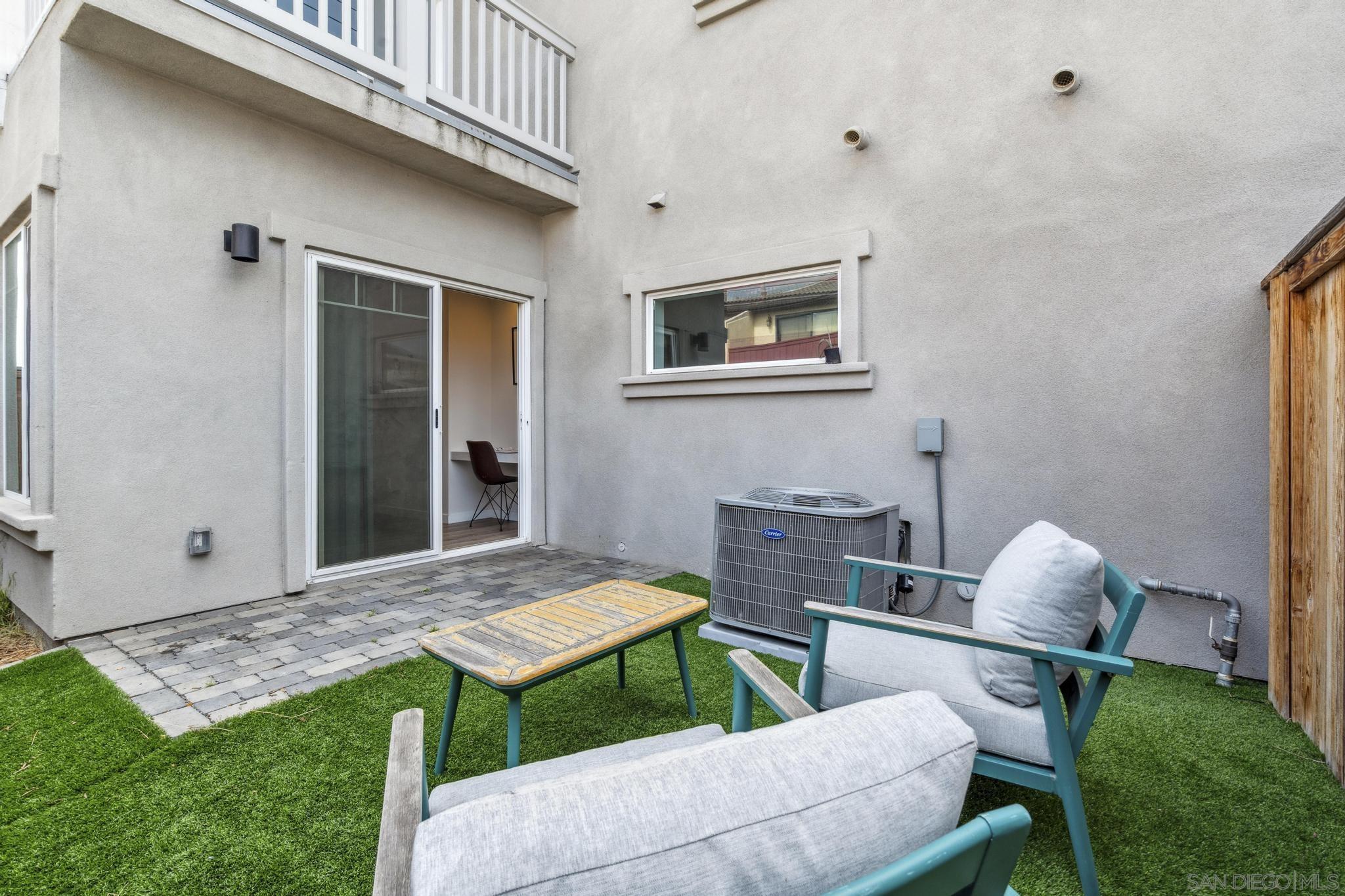 Detail Gallery Image 15 of 56 For 1343  Holly Ave, Imperial Beach,  CA 91932 - 3 Beds | 2/1 Baths