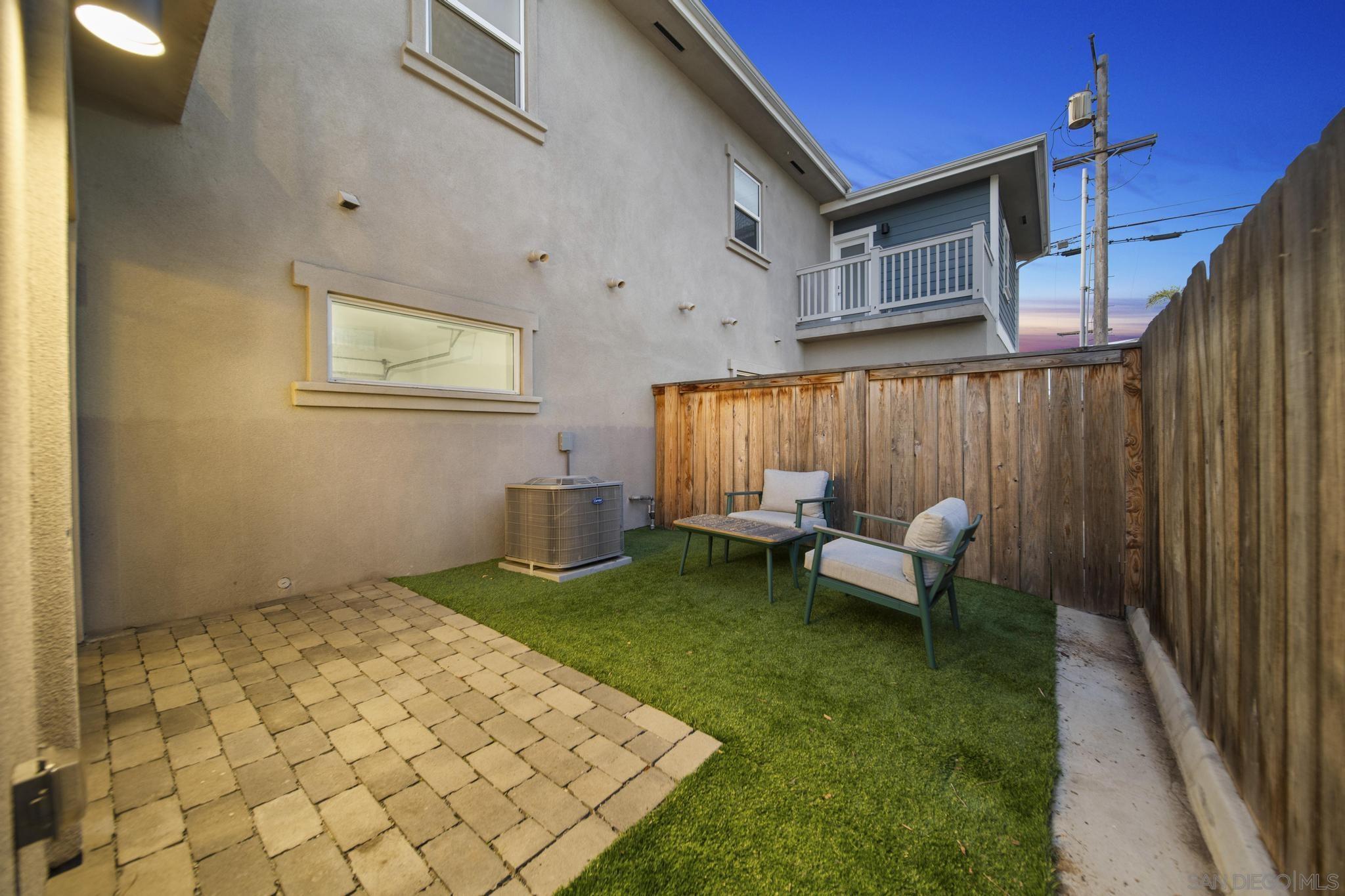 Detail Gallery Image 16 of 56 For 1343  Holly Ave, Imperial Beach,  CA 91932 - 3 Beds | 2/1 Baths