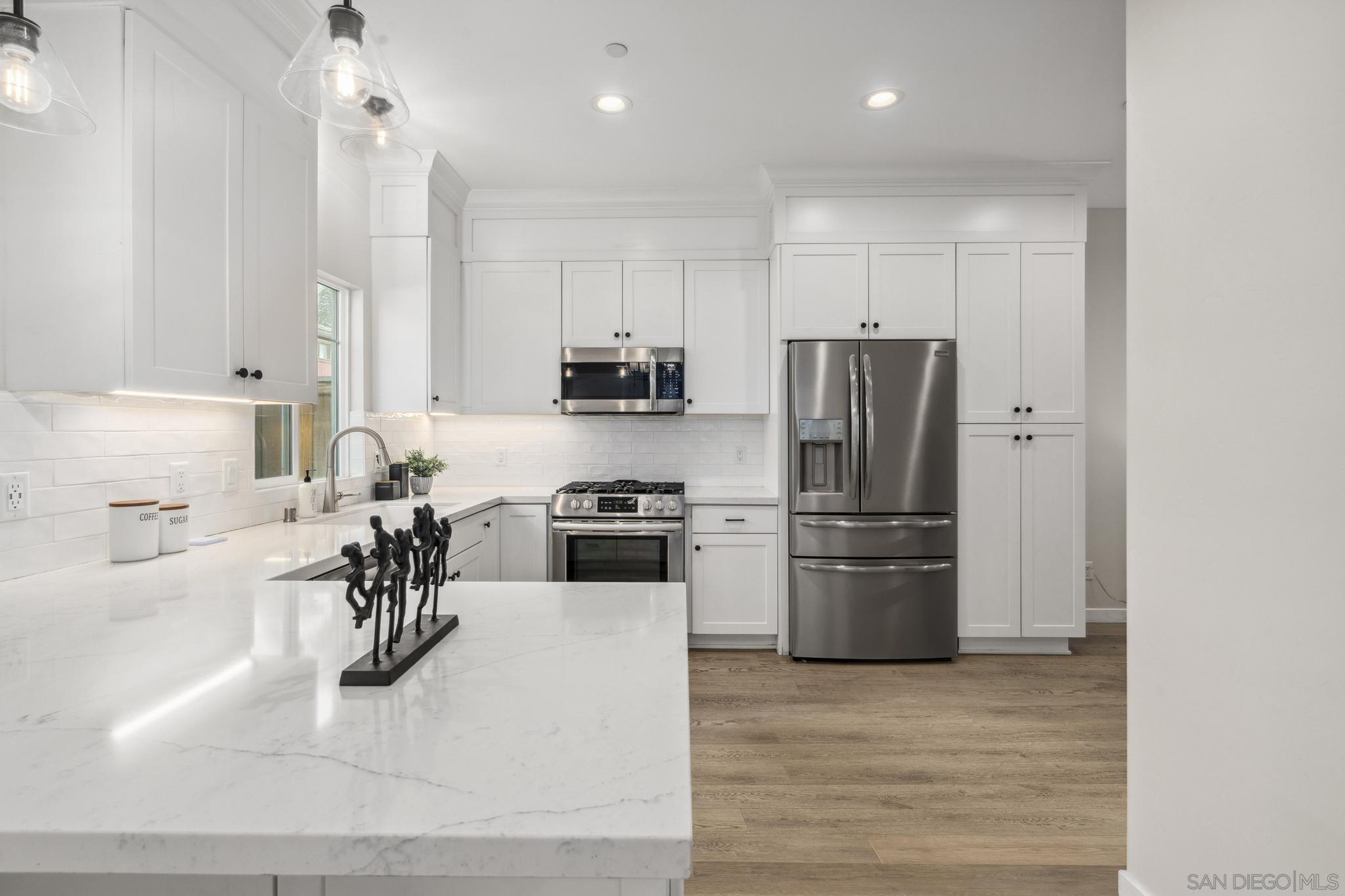 Detail Gallery Image 21 of 56 For 1343  Holly Ave, Imperial Beach,  CA 91932 - 3 Beds | 2/1 Baths