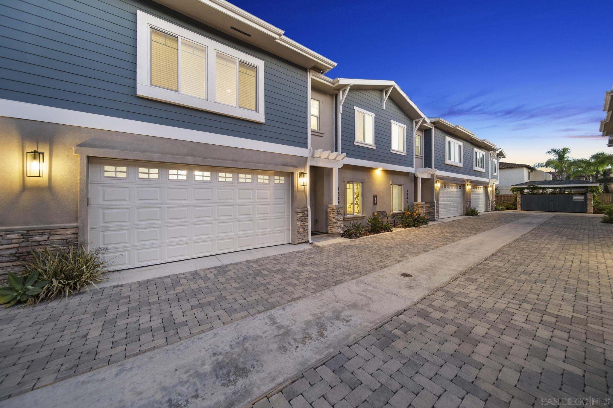 Detail Gallery Image 4 of 56 For 1343  Holly Ave, Imperial Beach,  CA 91932 - 3 Beds | 2/1 Baths