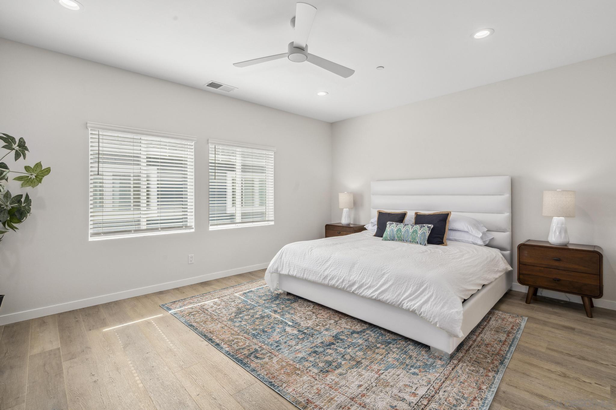 Detail Gallery Image 36 of 56 For 1343  Holly Ave, Imperial Beach,  CA 91932 - 3 Beds | 2/1 Baths