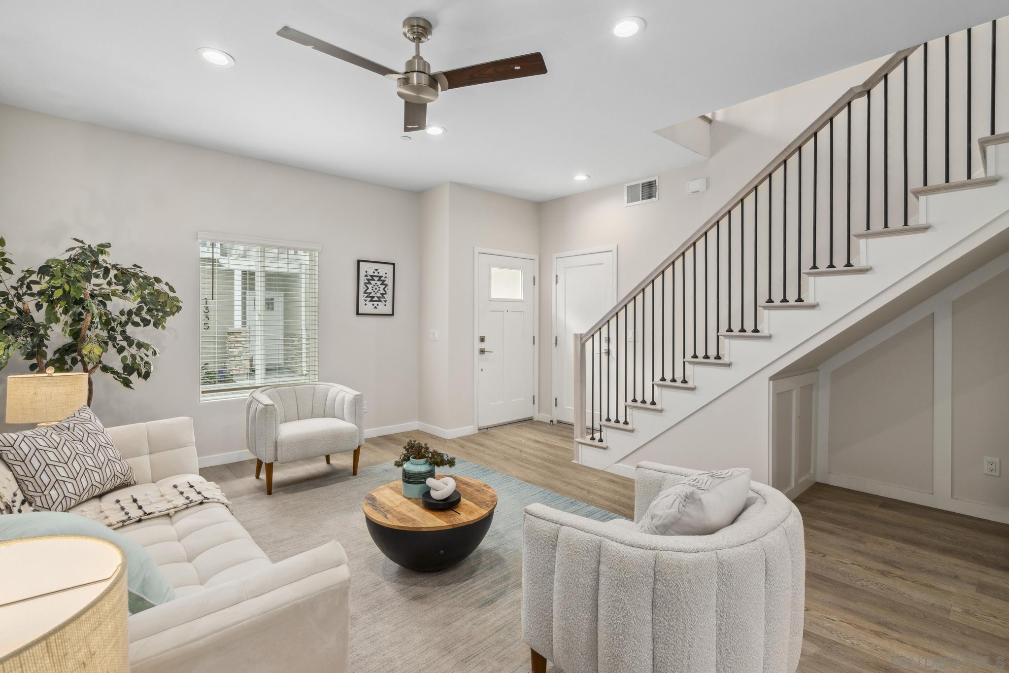 Detail Gallery Image 5 of 56 For 1343  Holly Ave, Imperial Beach,  CA 91932 - 3 Beds | 2/1 Baths