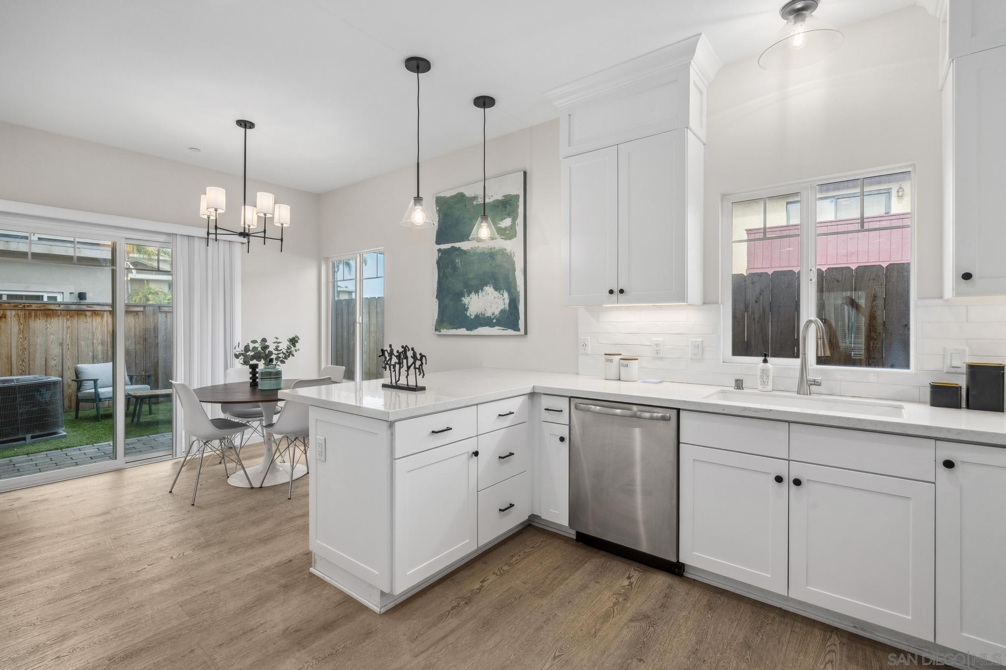 Detail Gallery Image 6 of 56 For 1343  Holly Ave, Imperial Beach,  CA 91932 - 3 Beds | 2/1 Baths