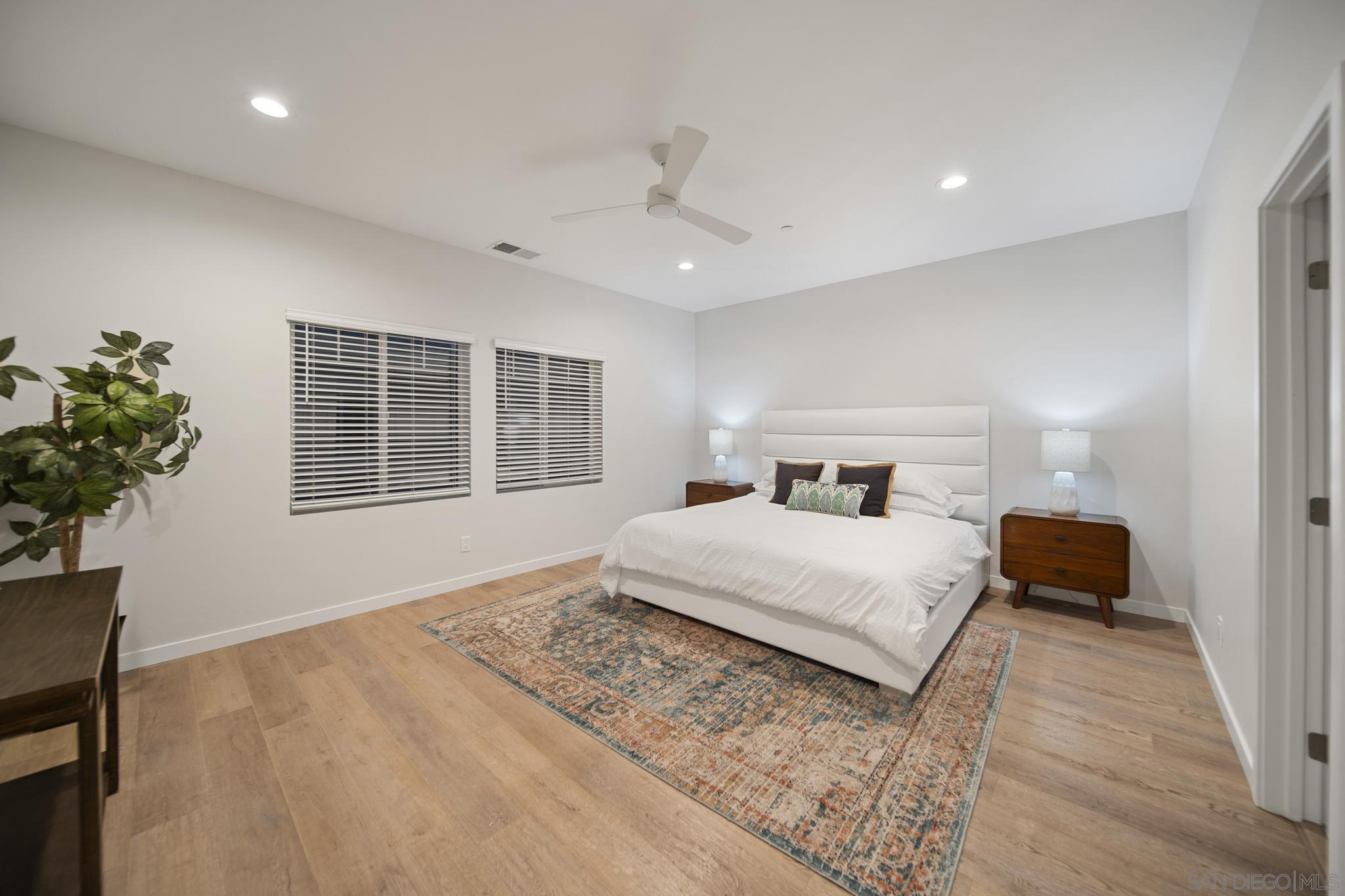 Detail Gallery Image 7 of 56 For 1343  Holly Ave, Imperial Beach,  CA 91932 - 3 Beds | 2/1 Baths