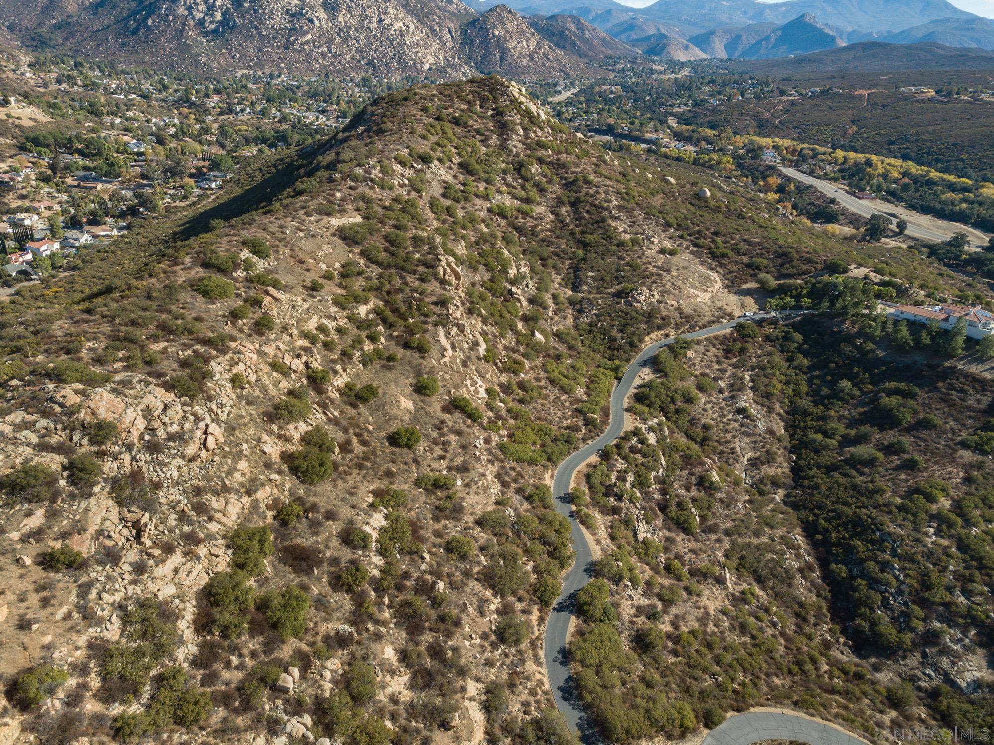 Detail Gallery Image 11 of 56 For , Ramona,  CA 92065 - – Beds | – Baths