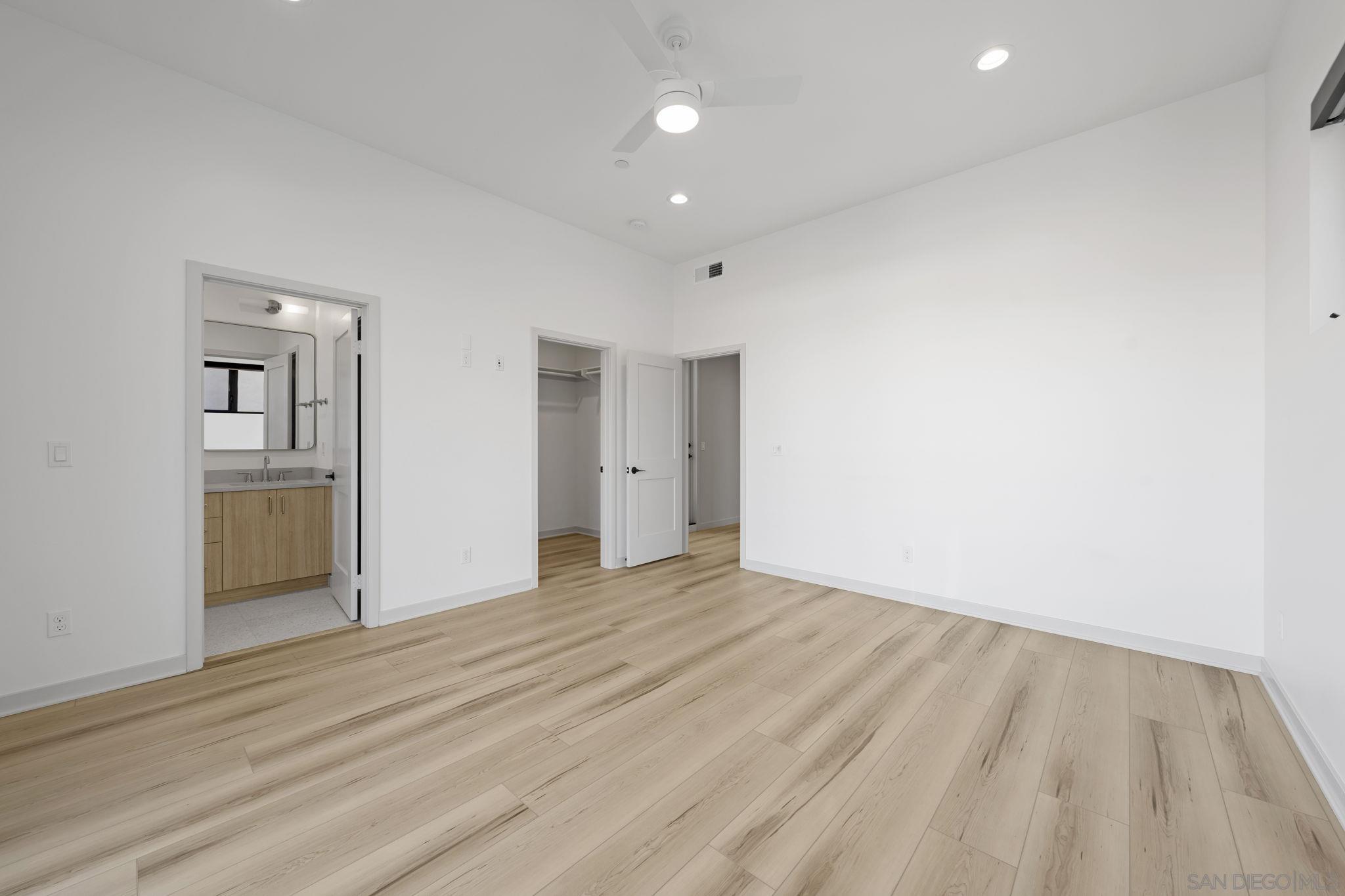 Detail Gallery Image 24 of 37 For 107  Daisy, Imperial Beach,  CA 91932 - 3 Beds | 3/1 Baths