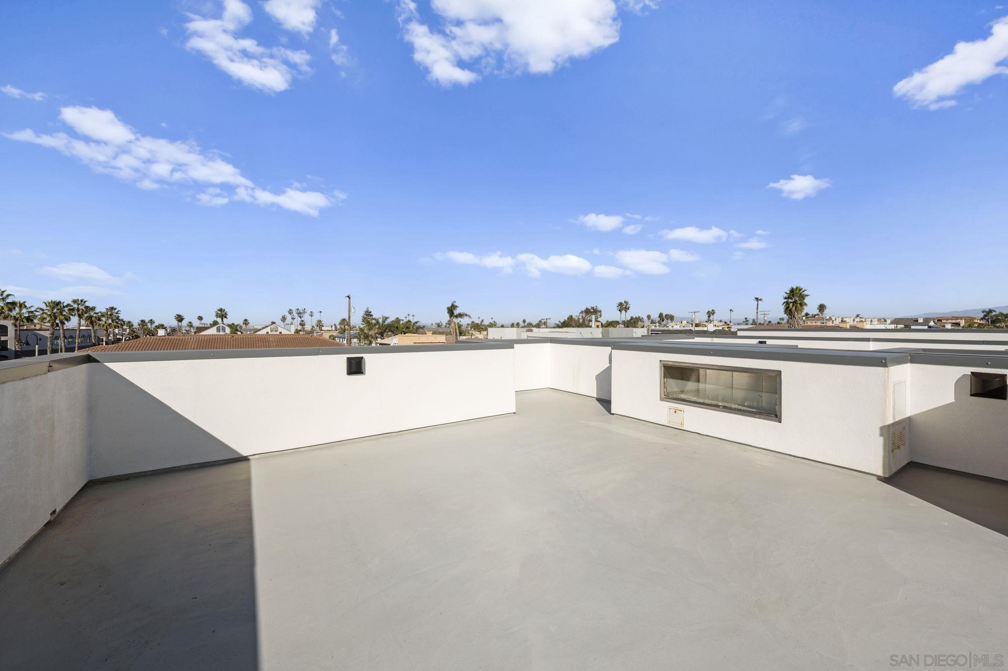 Detail Gallery Image 35 of 37 For 107  Daisy, Imperial Beach,  CA 91932 - 3 Beds | 3/1 Baths