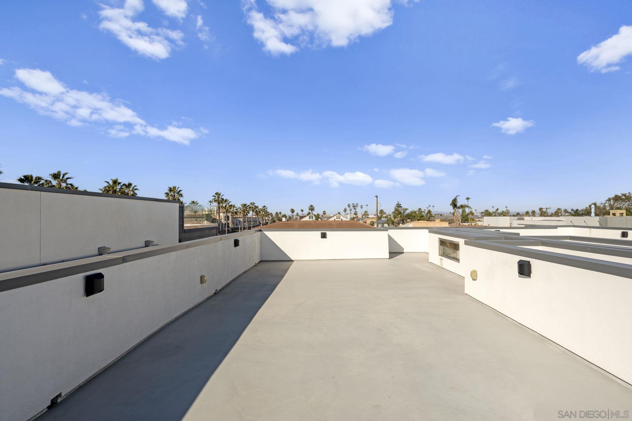 Detail Gallery Image 36 of 37 For 107  Daisy, Imperial Beach,  CA 91932 - 3 Beds | 3/1 Baths