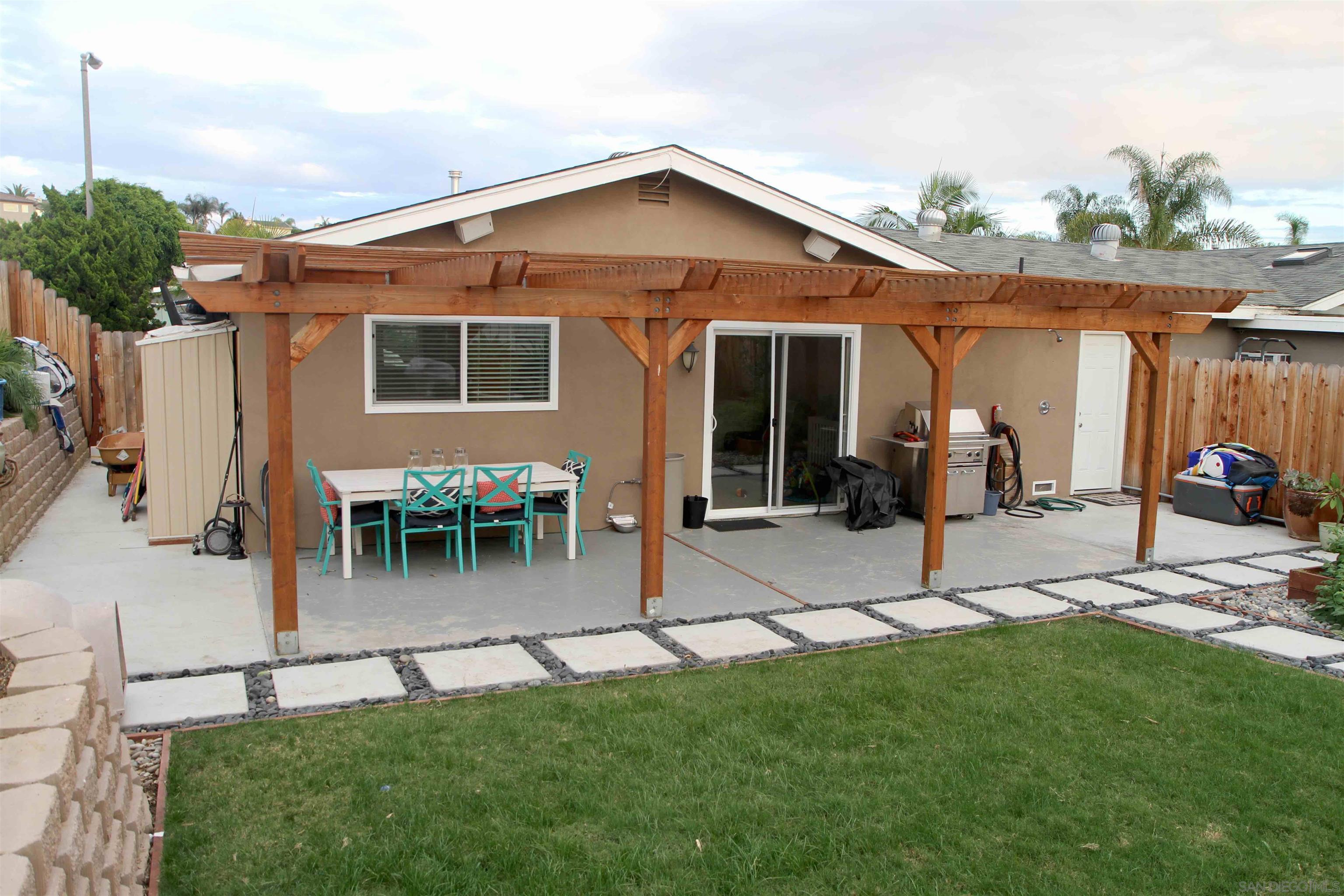 Front Image Thumbnail for SD260001364