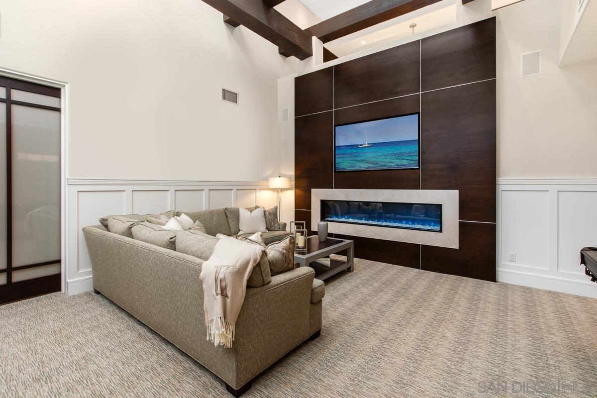 Detail Gallery Image 14 of 23 For 18383  Colina Fuerte, Rancho Santa Fe,  CA 92067 - 6 Beds | 6/2 Baths