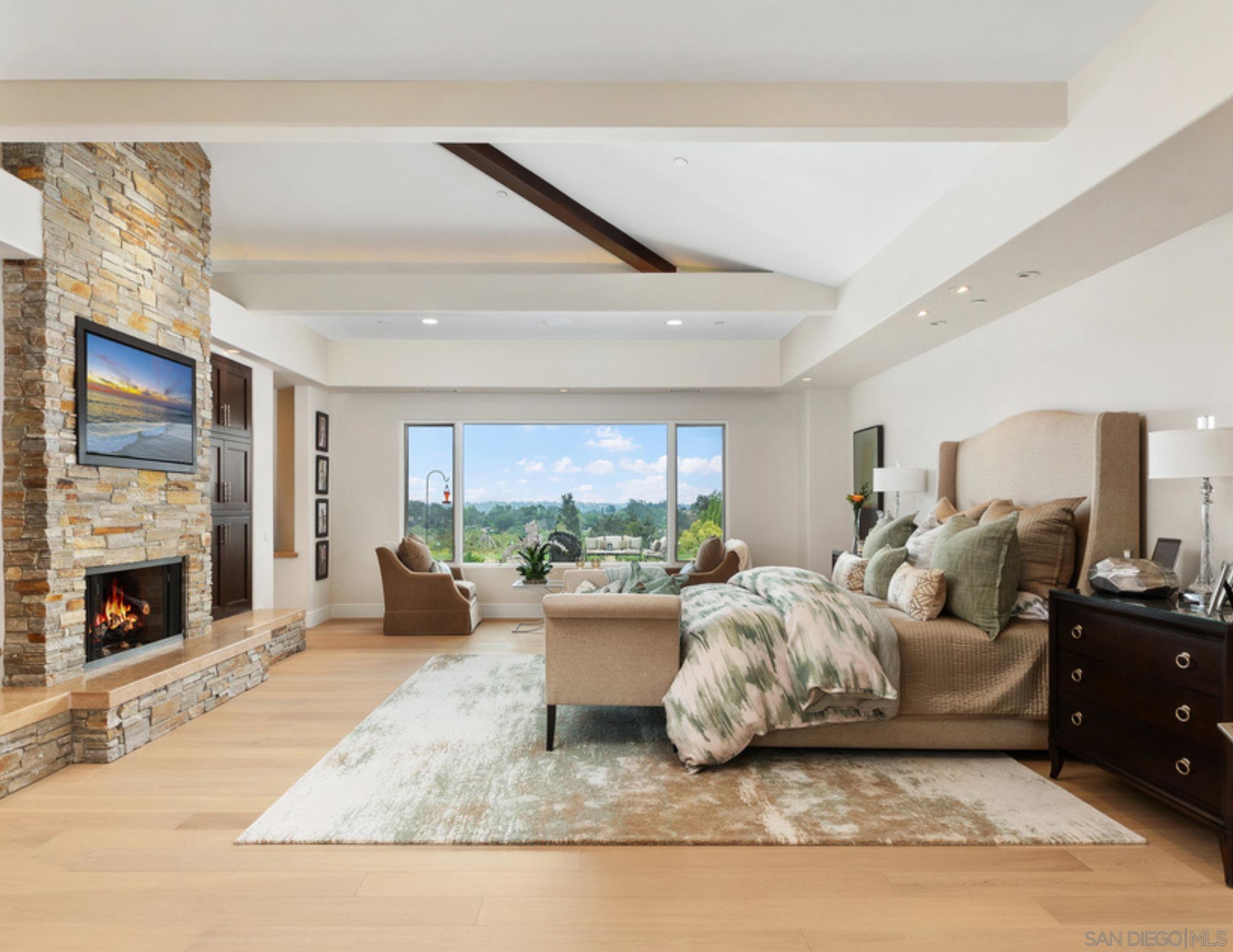Detail Gallery Image 8 of 23 For 18383  Colina Fuerte, Rancho Santa Fe,  CA 92067 - 6 Beds | 6/2 Baths