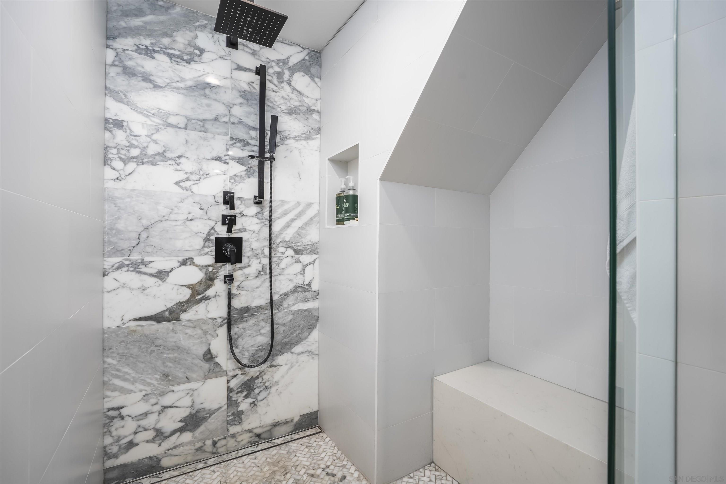 Detail Gallery Image 26 of 47 For 1455  Clove Street, San Diego,  CA 92106 - 4 Beds | 4/1 Baths