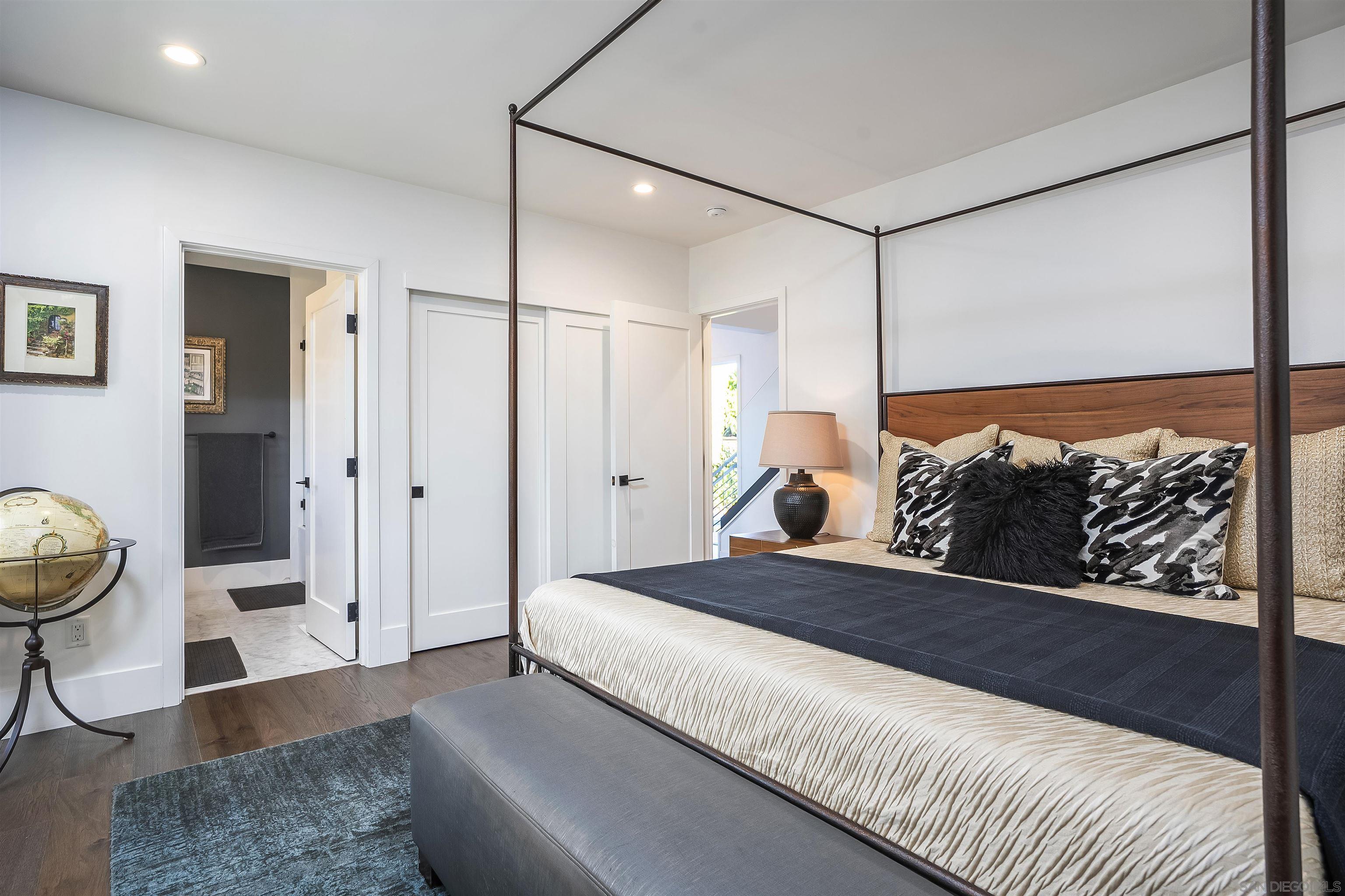 Detail Gallery Image 32 of 47 For 1455  Clove Street, San Diego,  CA 92106 - 4 Beds | 4/1 Baths