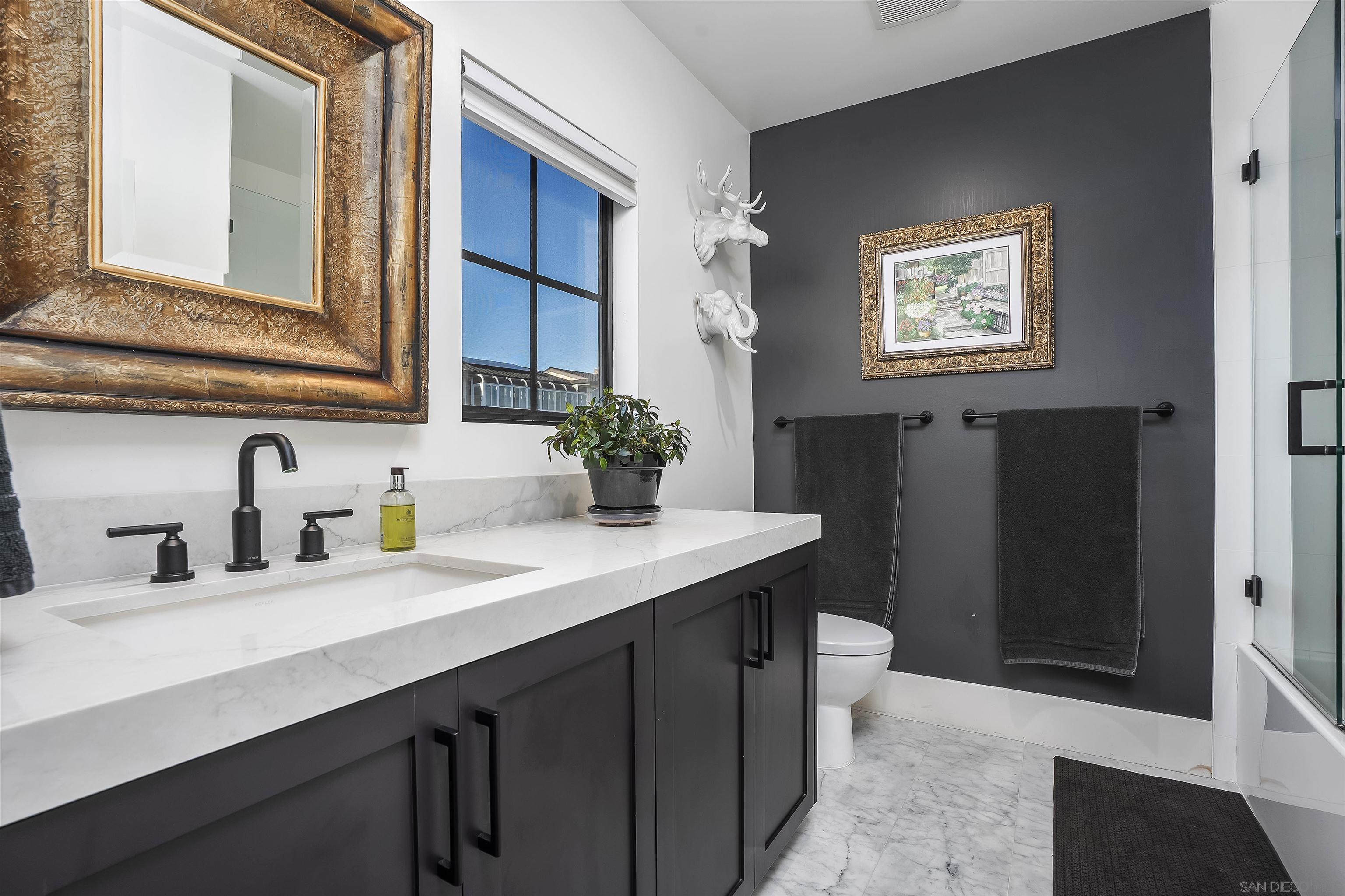 Detail Gallery Image 33 of 47 For 1455  Clove Street, San Diego,  CA 92106 - 4 Beds | 4/1 Baths