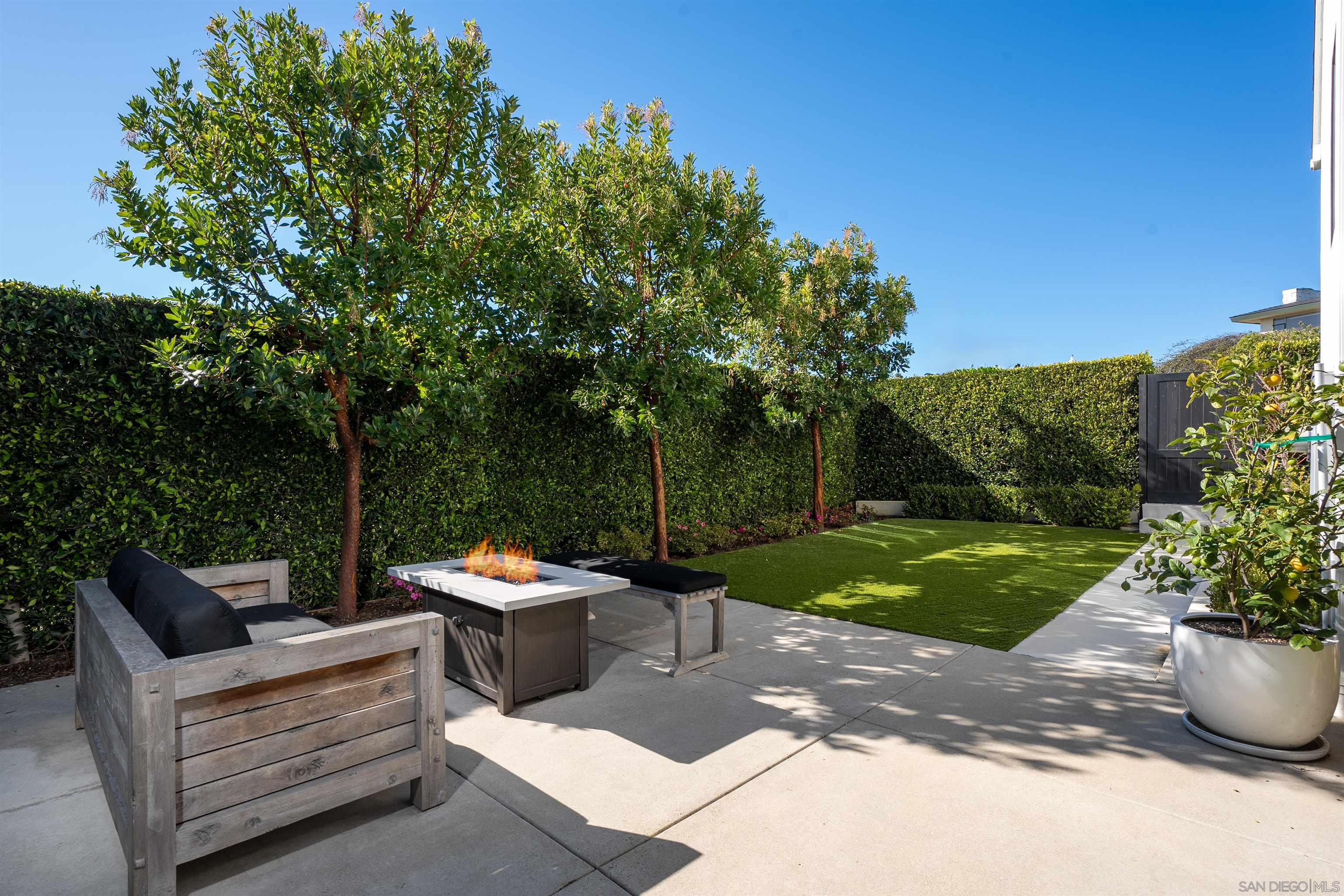 Detail Gallery Image 37 of 47 For 1455  Clove Street, San Diego,  CA 92106 - 4 Beds | 4/1 Baths