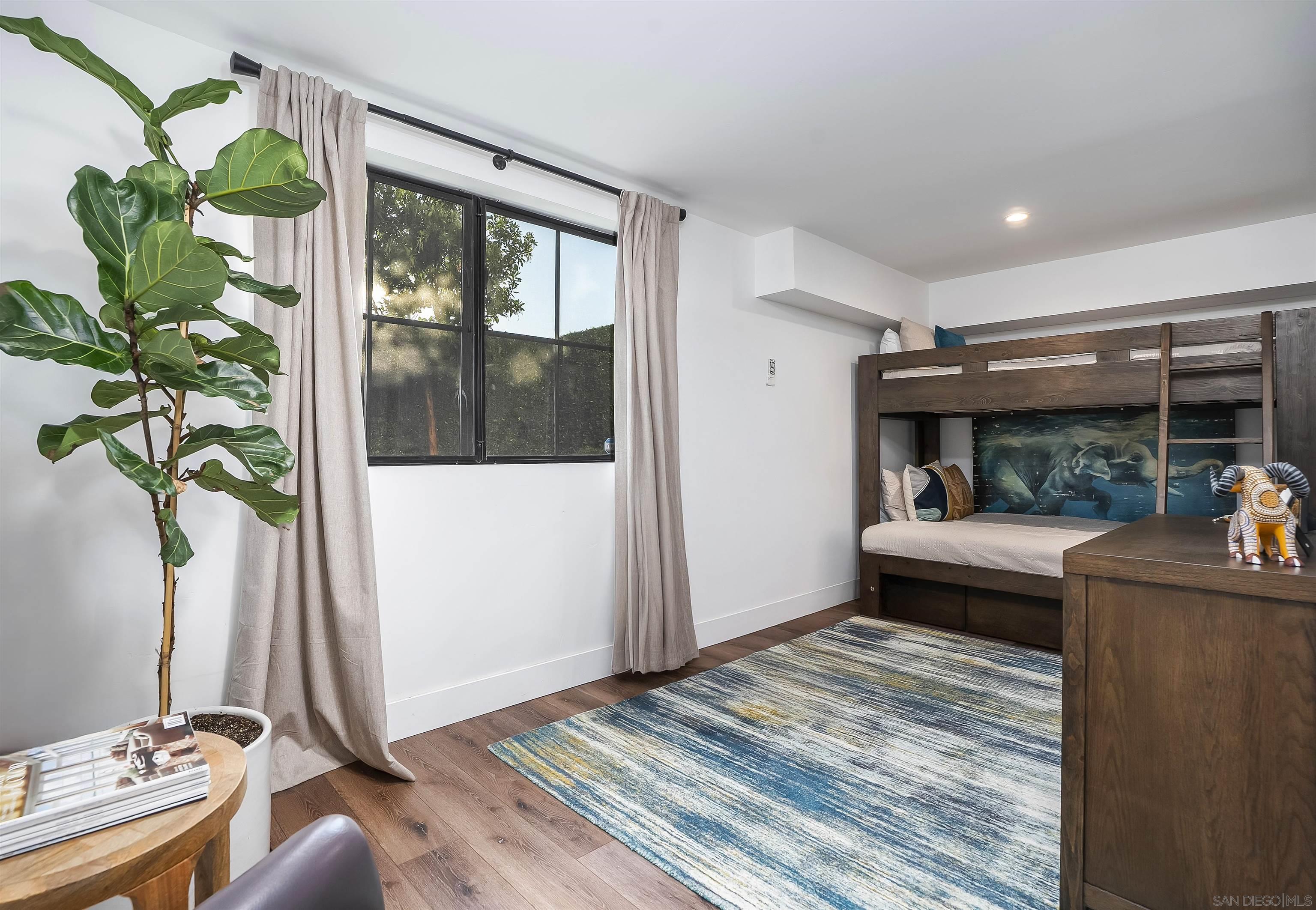 Detail Gallery Image 44 of 47 For 1455  Clove Street, San Diego,  CA 92106 - 4 Beds | 4/1 Baths