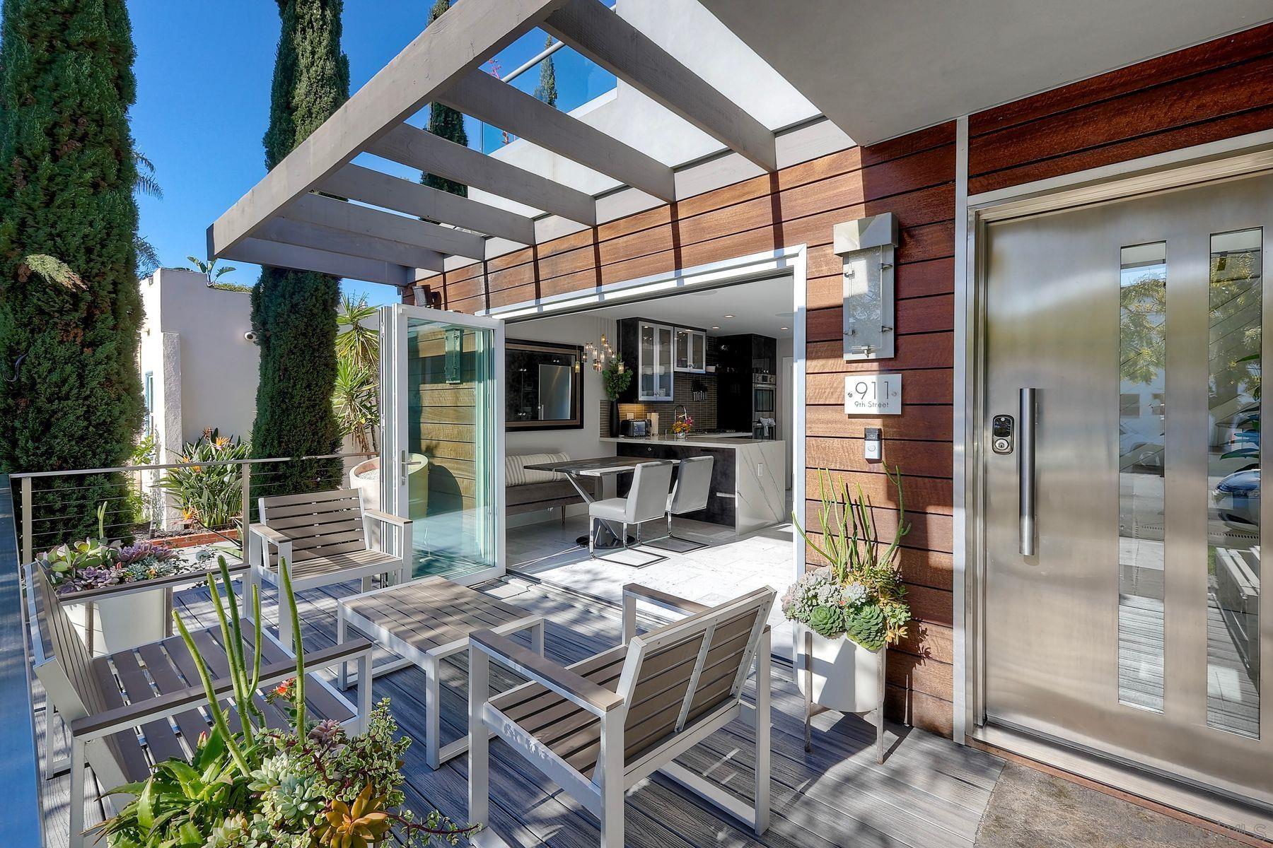 Front Image Thumbnail for SD260001370