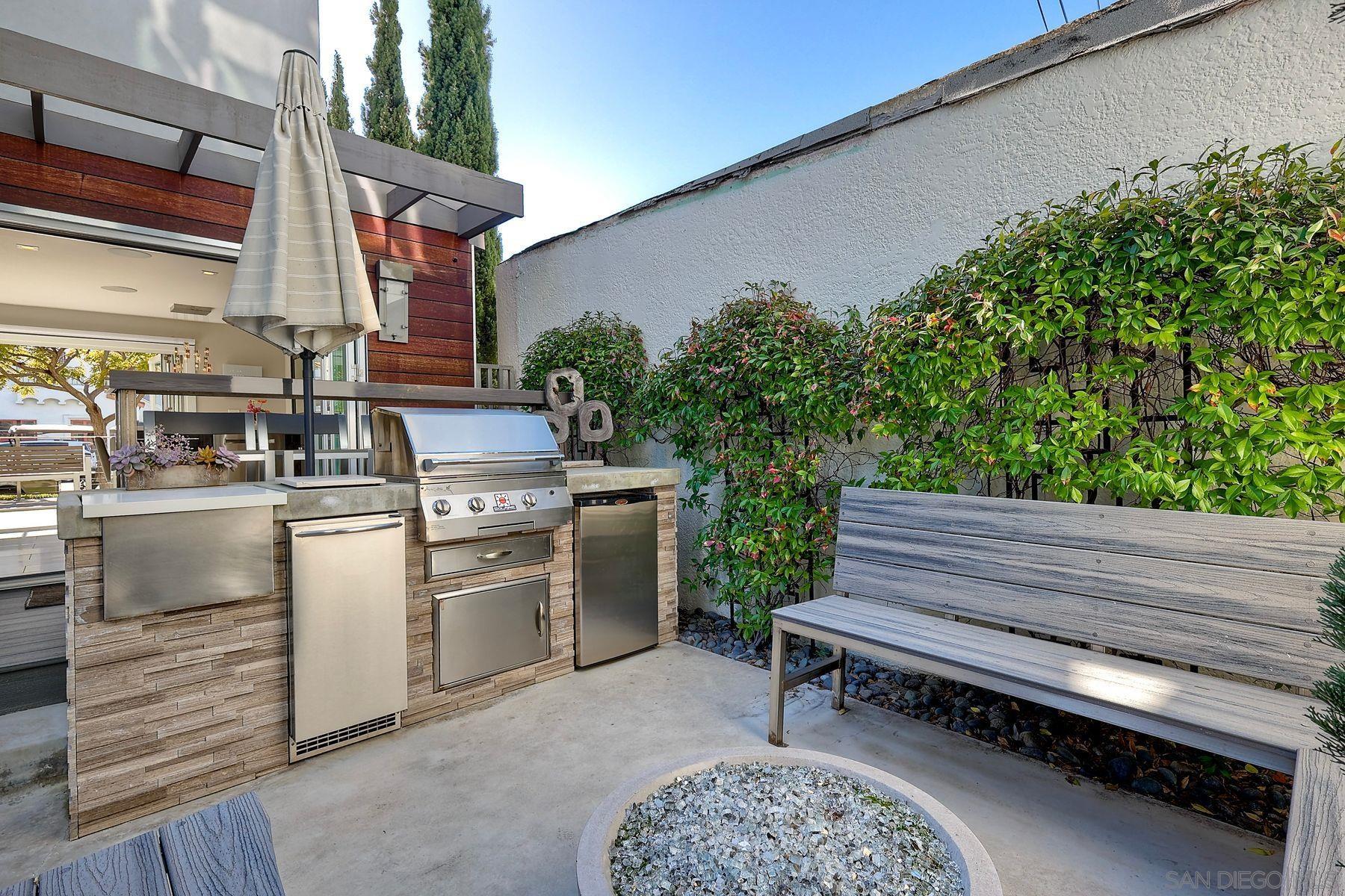 Detail Gallery Image 26 of 35 For 911  9th St, Coronado,  CA 92118 - 3 Beds | 2/1 Baths