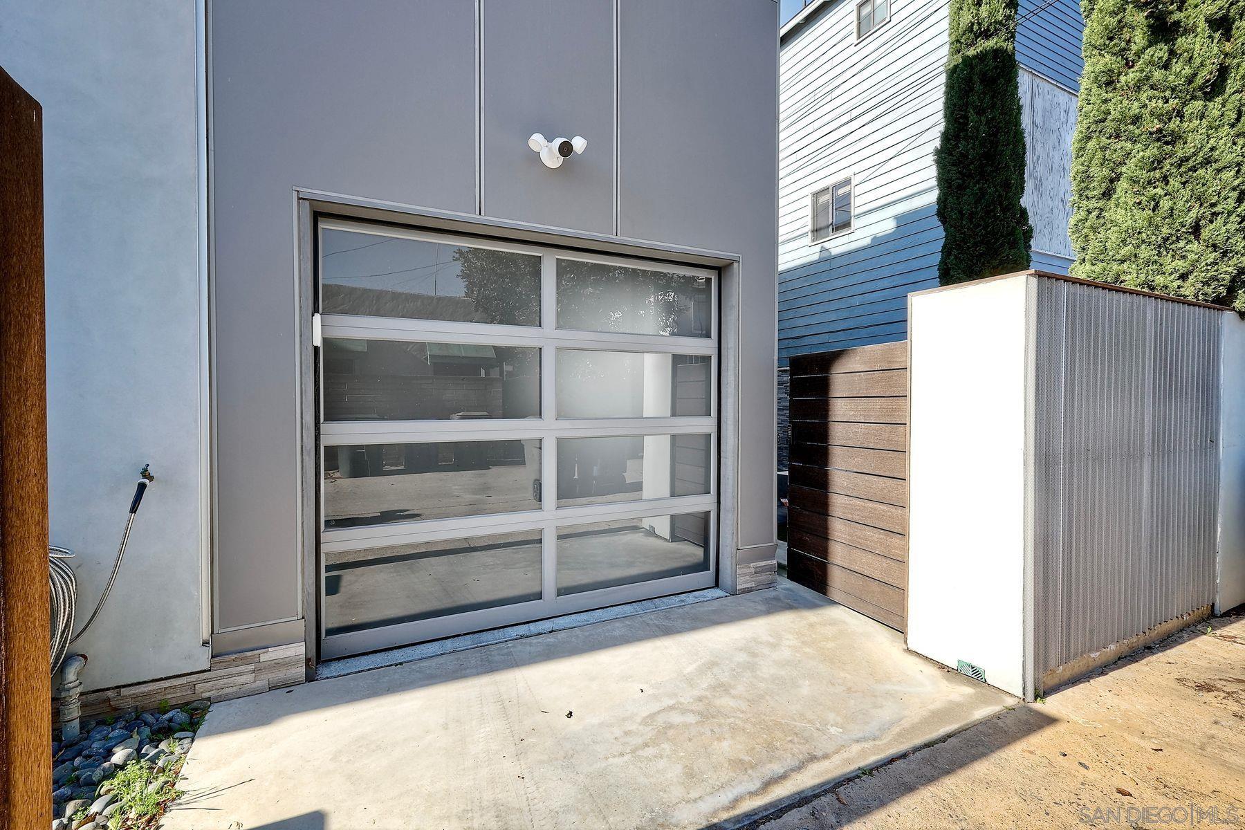 Detail Gallery Image 32 of 35 For 911  9th St, Coronado,  CA 92118 - 3 Beds | 2/1 Baths