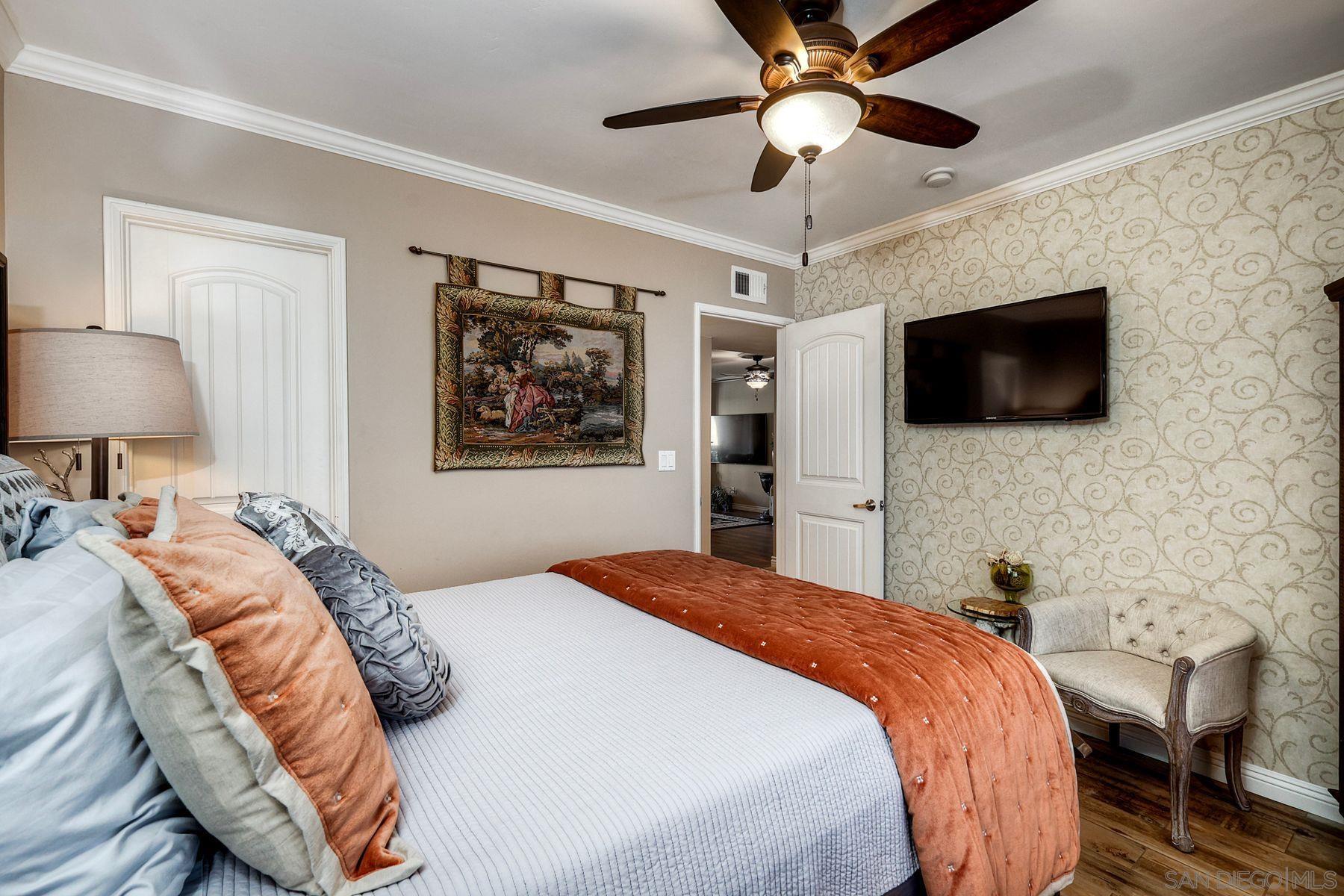 Detail Gallery Image 13 of 26 For 5707  Baltimore Dr  #12,  La Mesa,  CA 91942 - 2 Beds | 2 Baths