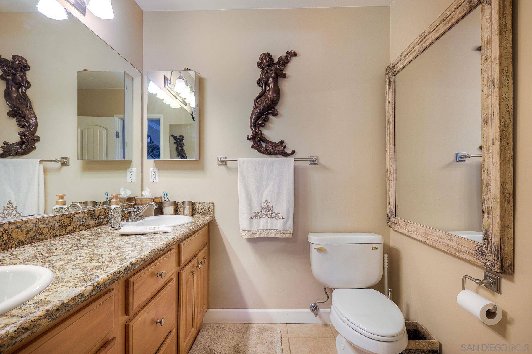 Detail Gallery Image 9 of 26 For 5707  Baltimore Dr  #12,  La Mesa,  CA 91942 - 2 Beds | 2 Baths