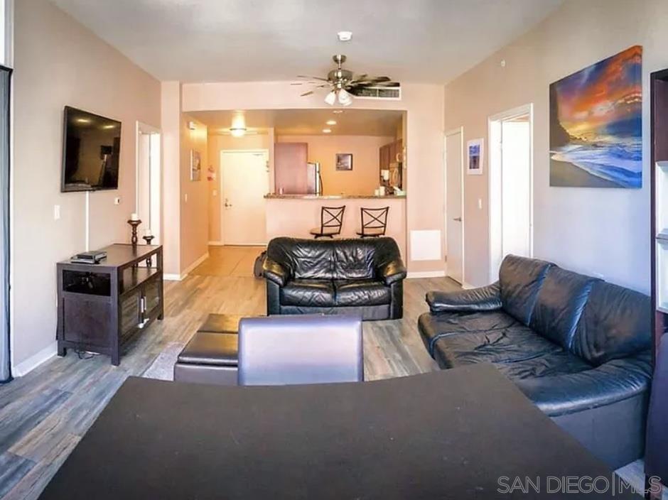 Detail Gallery Image 2 of 12 For 530  K St  304, San Diego,  CA 92101 - 2 Beds | 2 Baths